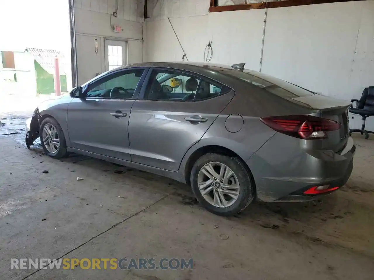 2 Photograph of a damaged car 5NPD84LF1LH532575 HYUNDAI ELANTRA 2020