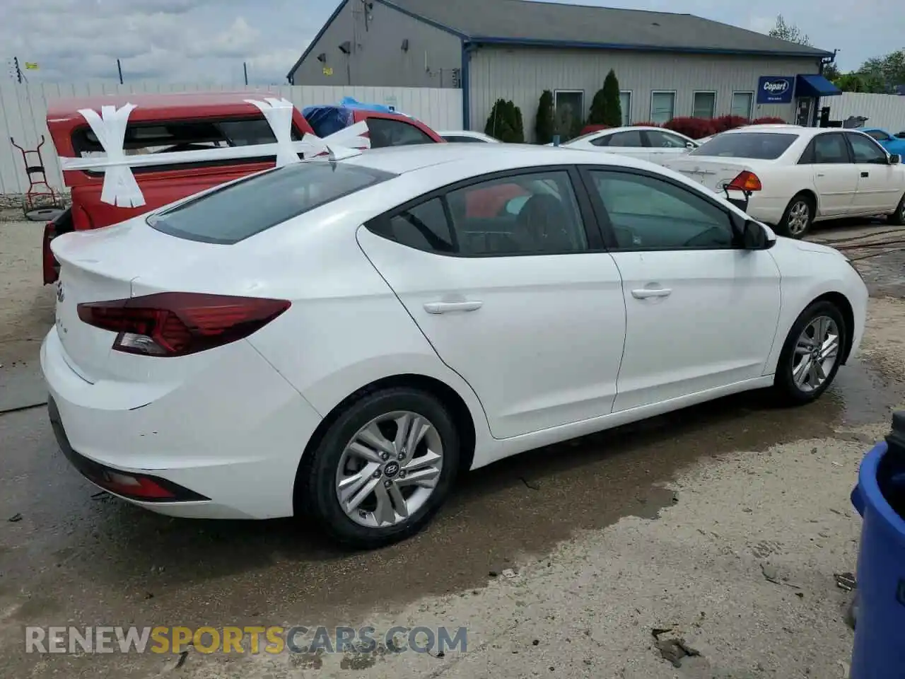 3 Photograph of a damaged car 5NPD84LF1LH557945 HYUNDAI ELANTRA 2020