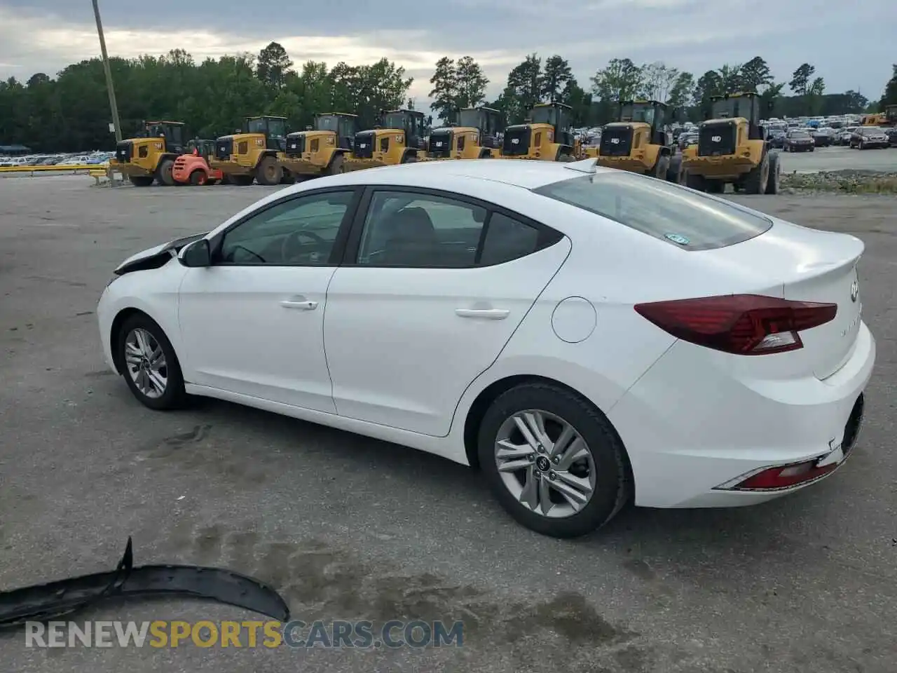 2 Photograph of a damaged car 5NPD84LF1LH596504 HYUNDAI ELANTRA 2020