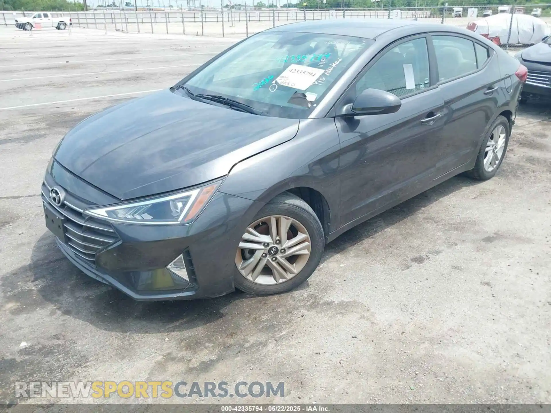 2 Photograph of a damaged car 5NPD84LF1LH625614 HYUNDAI ELANTRA 2020