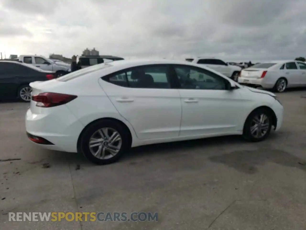 3 Photograph of a damaged car 5NPD84LF2LH546789 HYUNDAI ELANTRA 2020