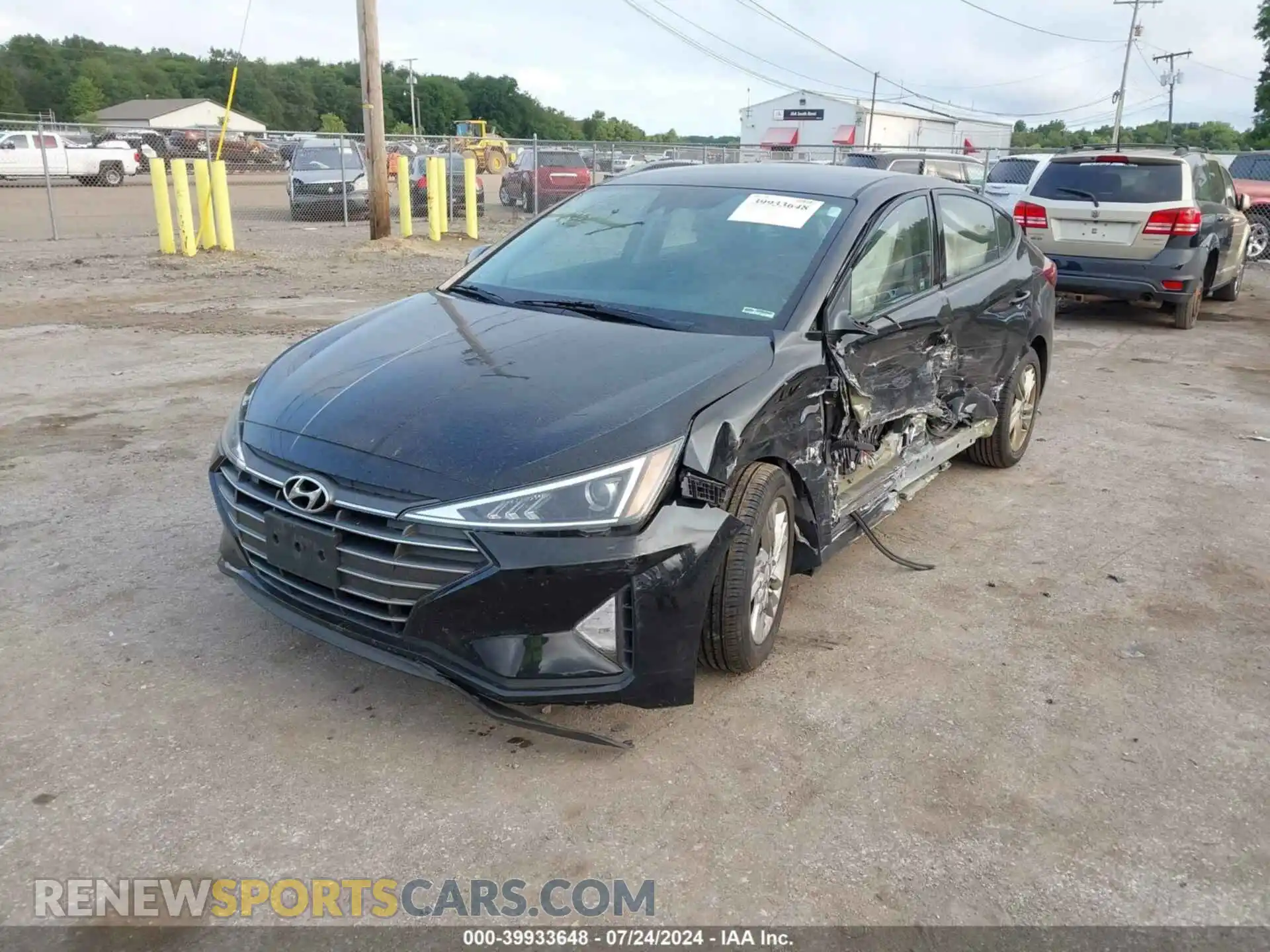 2 Photograph of a damaged car 5NPD84LF2LH547070 HYUNDAI ELANTRA 2020