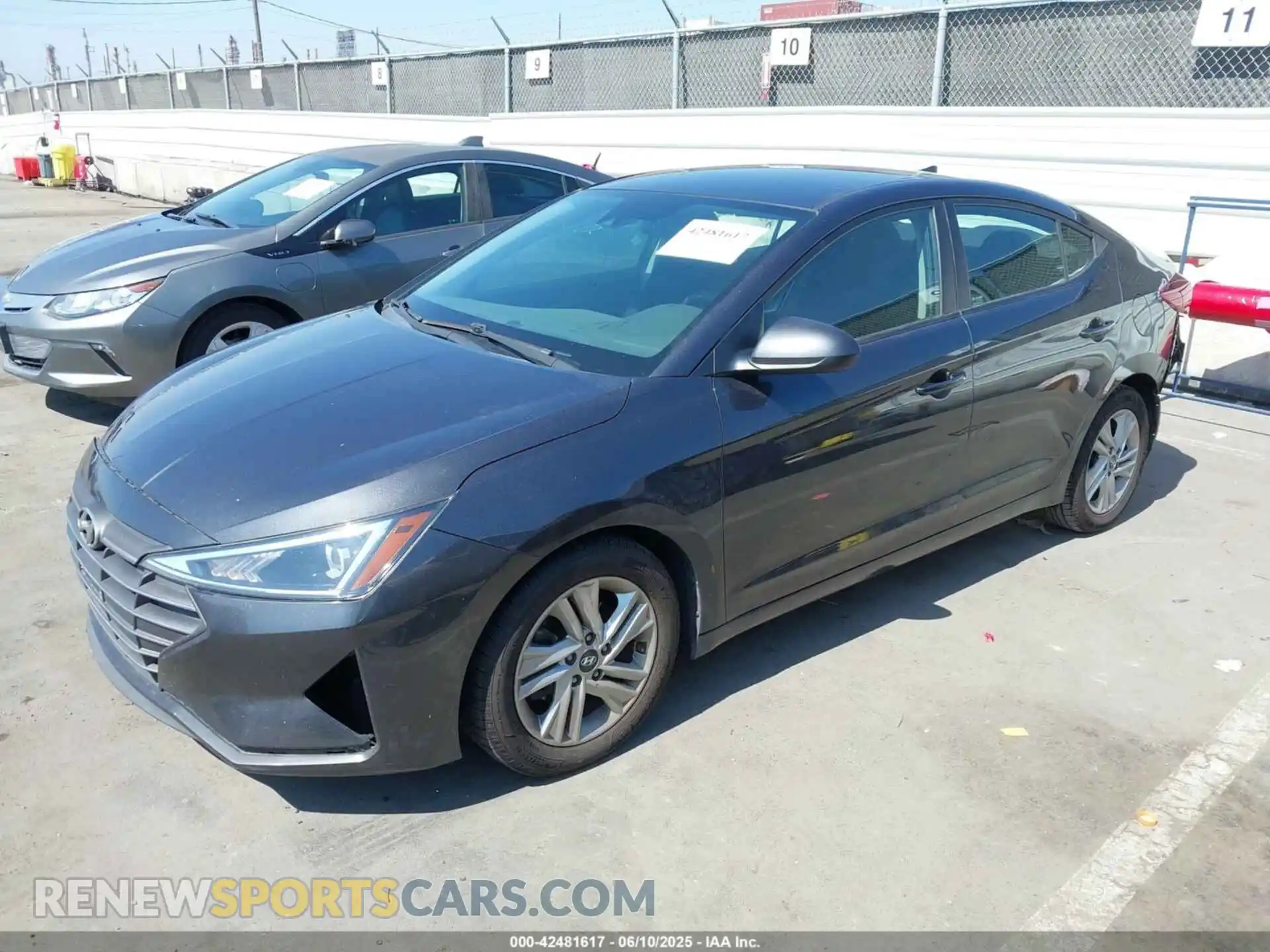 2 Photograph of a damaged car 5NPD84LF2LH557534 HYUNDAI ELANTRA 2020