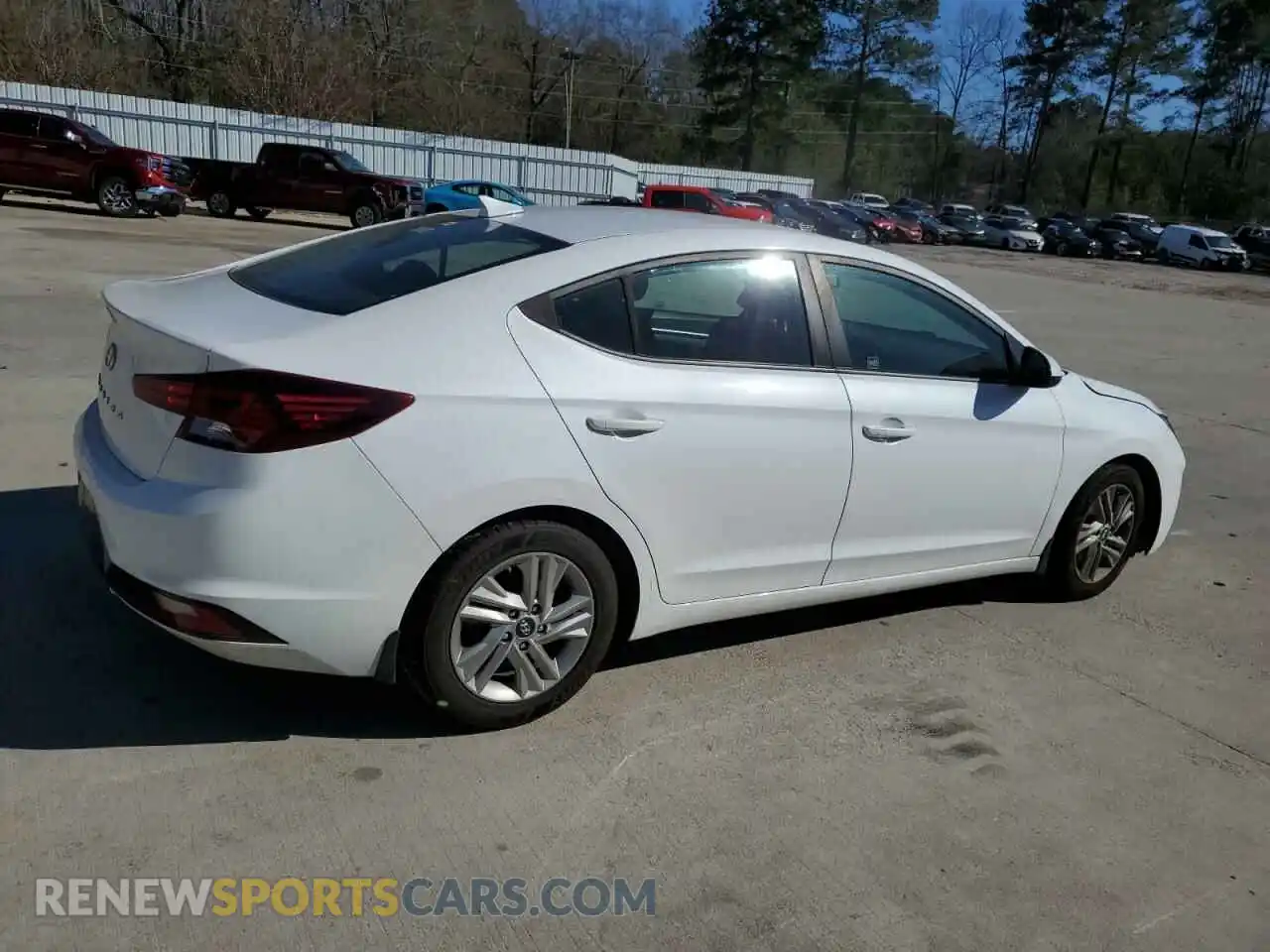 3 Photograph of a damaged car 5NPD84LF2LH572809 HYUNDAI ELANTRA 2020