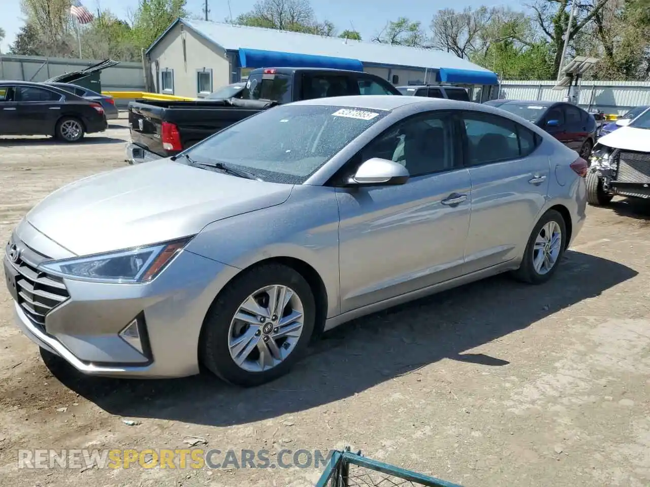 1 Photograph of a damaged car 5NPD84LF2LH576875 HYUNDAI ELANTRA 2020