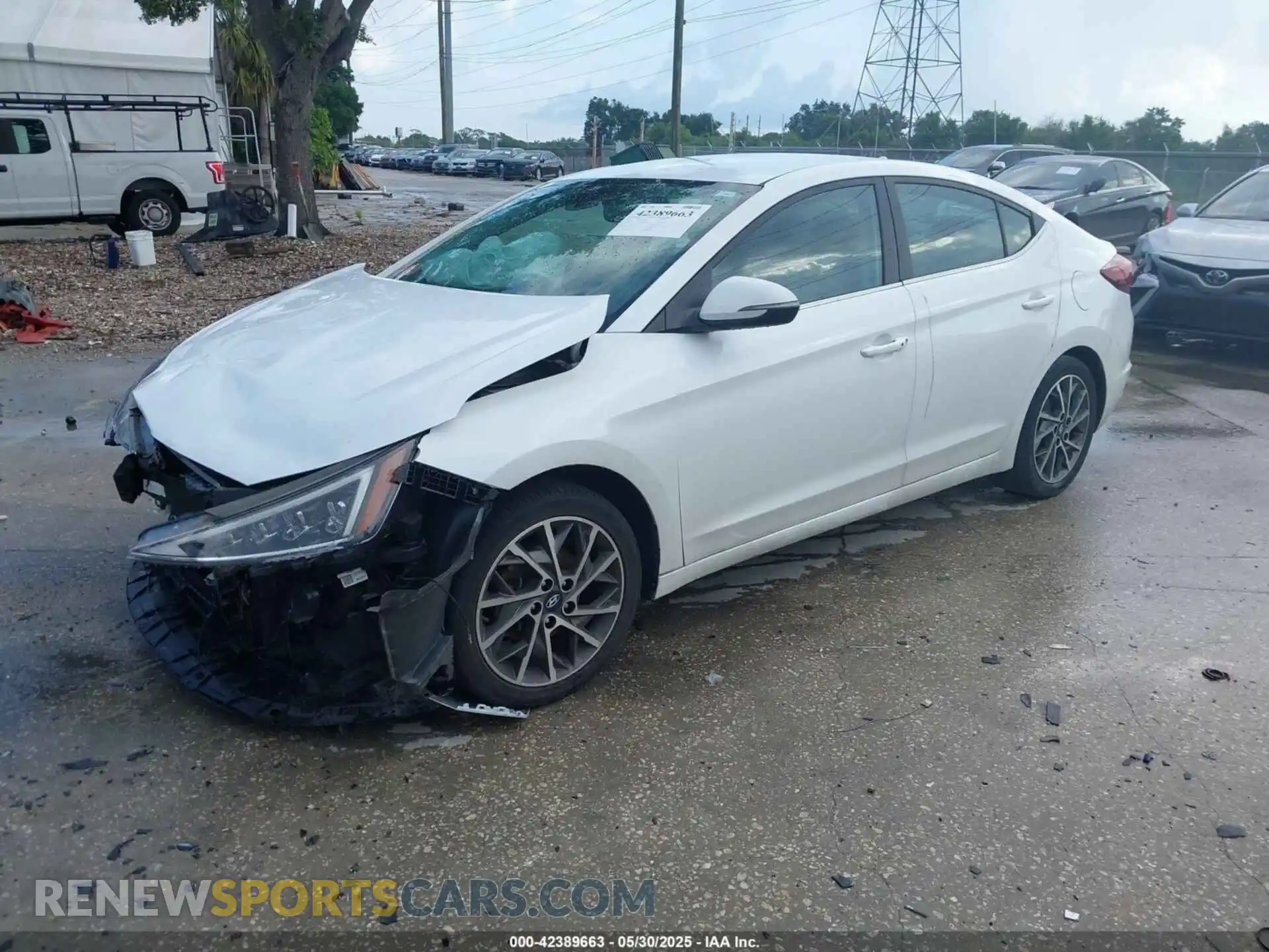 2 Photograph of a damaged car 5NPD84LF2LH584331 HYUNDAI ELANTRA 2020
