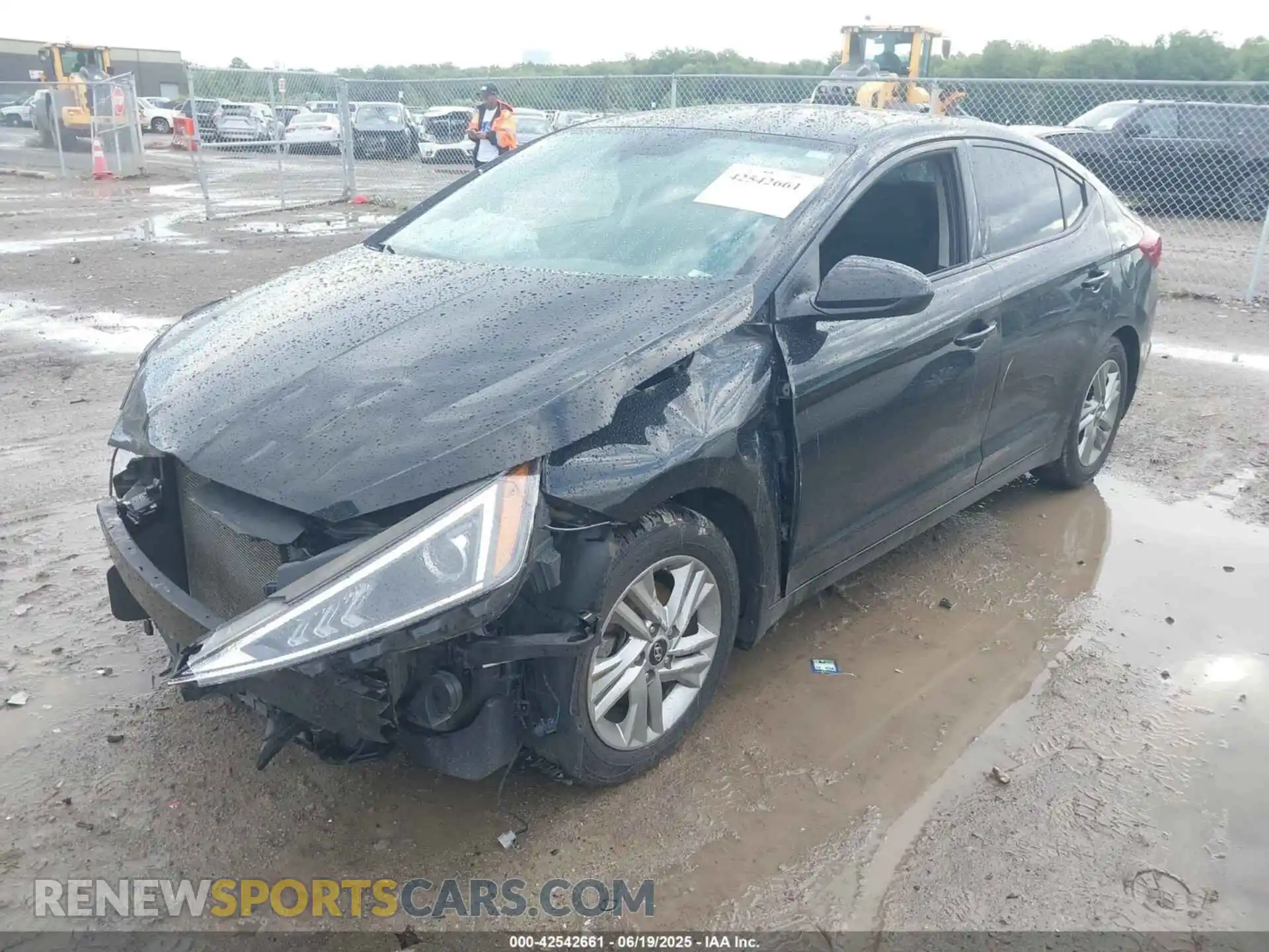 2 Photograph of a damaged car 5NPD84LF2LH604979 HYUNDAI ELANTRA 2020