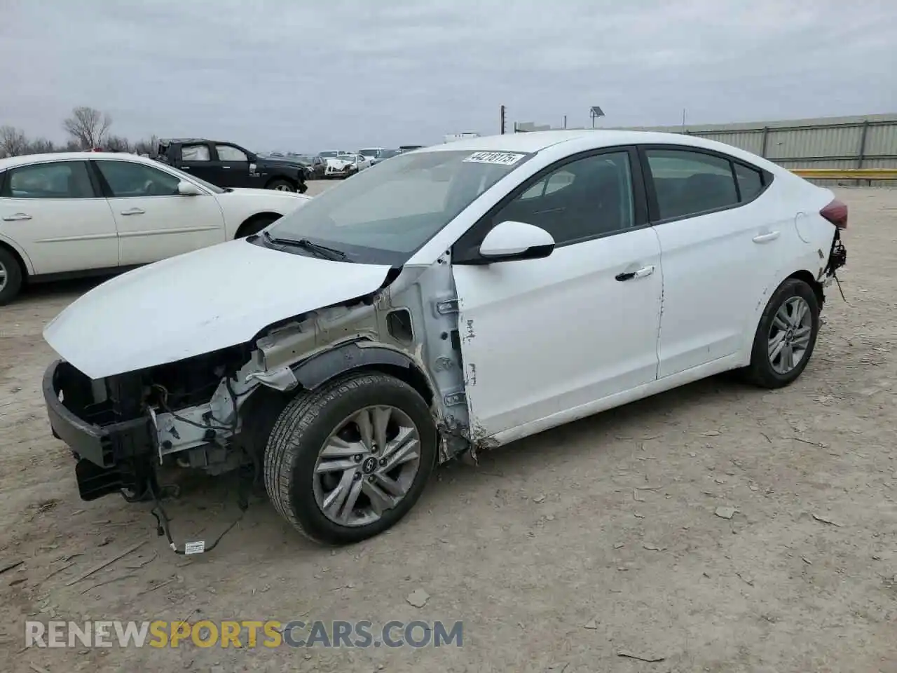 1 Photograph of a damaged car 5NPD84LF2LH620406 HYUNDAI ELANTRA 2020