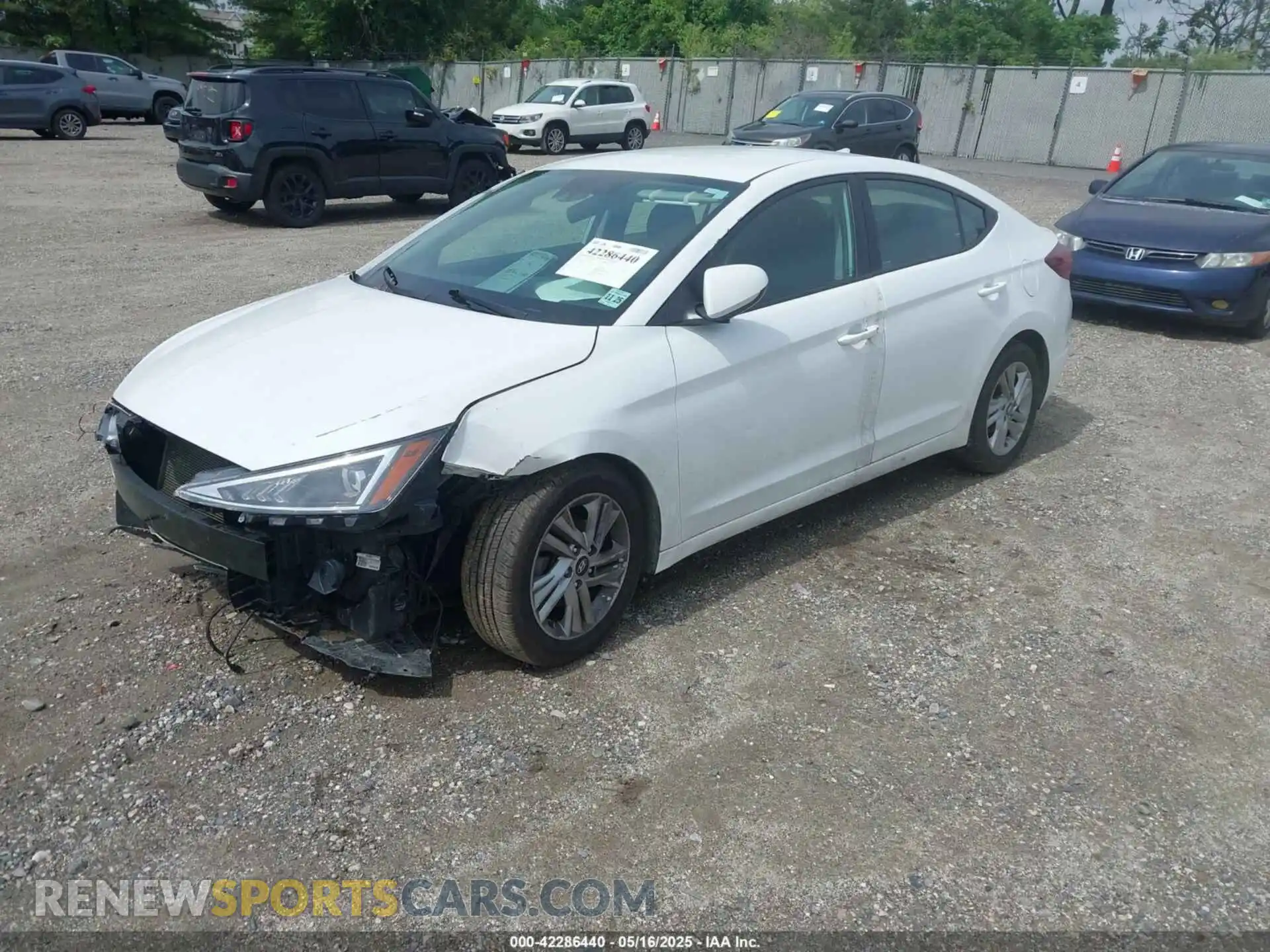 2 Photograph of a damaged car 5NPD84LF2LH628019 HYUNDAI ELANTRA 2020