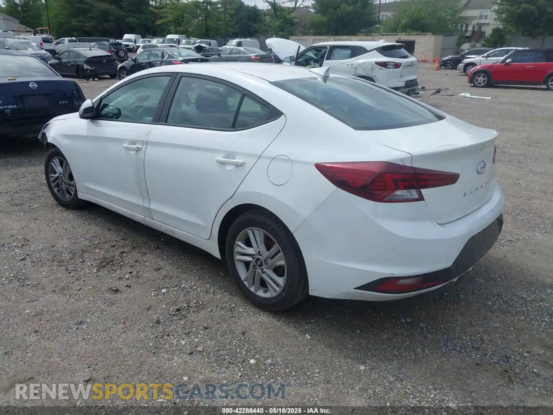 3 Photograph of a damaged car 5NPD84LF2LH628019 HYUNDAI ELANTRA 2020
