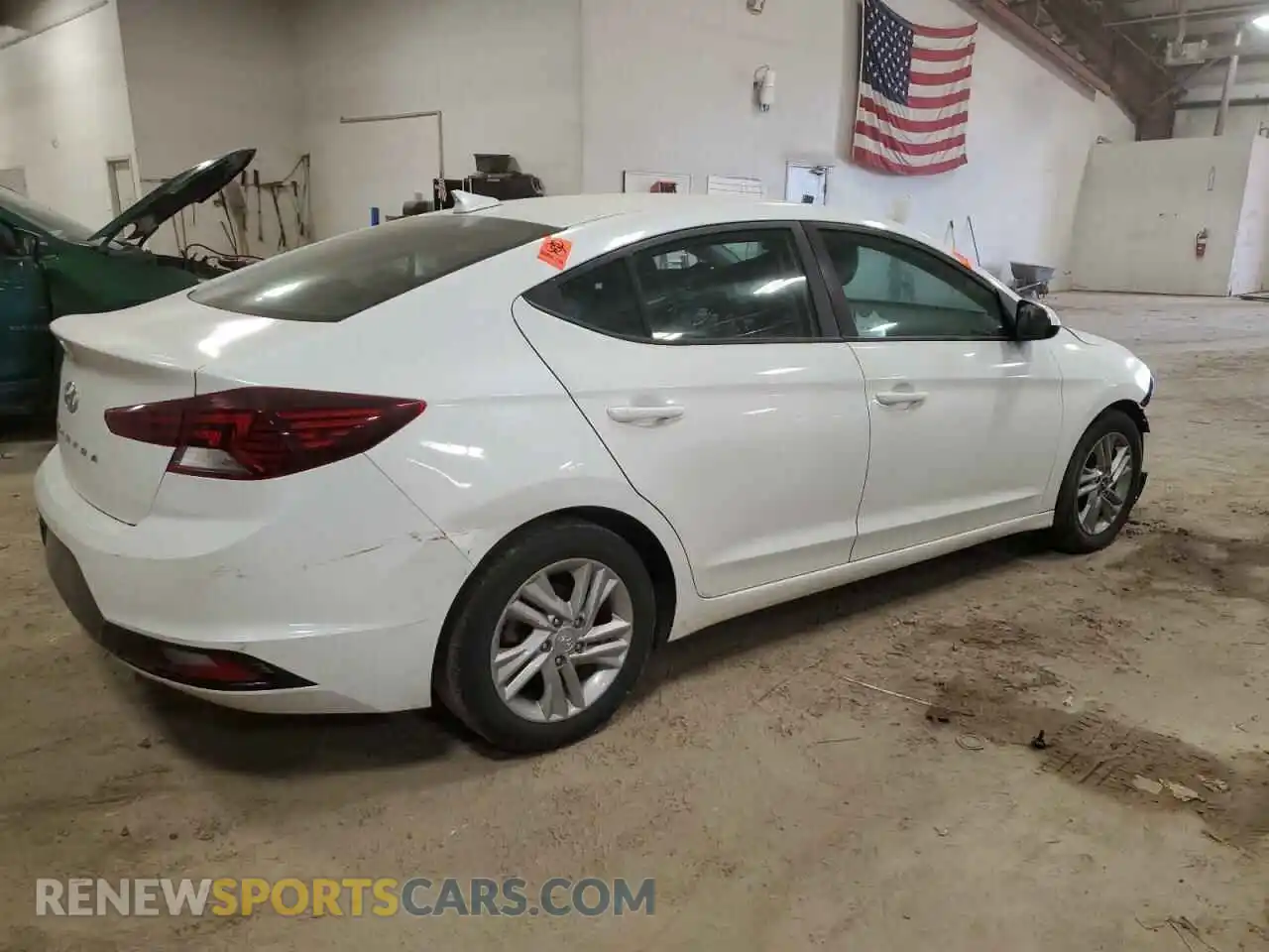 3 Photograph of a damaged car 5NPD84LF3LH568963 HYUNDAI ELANTRA 2020