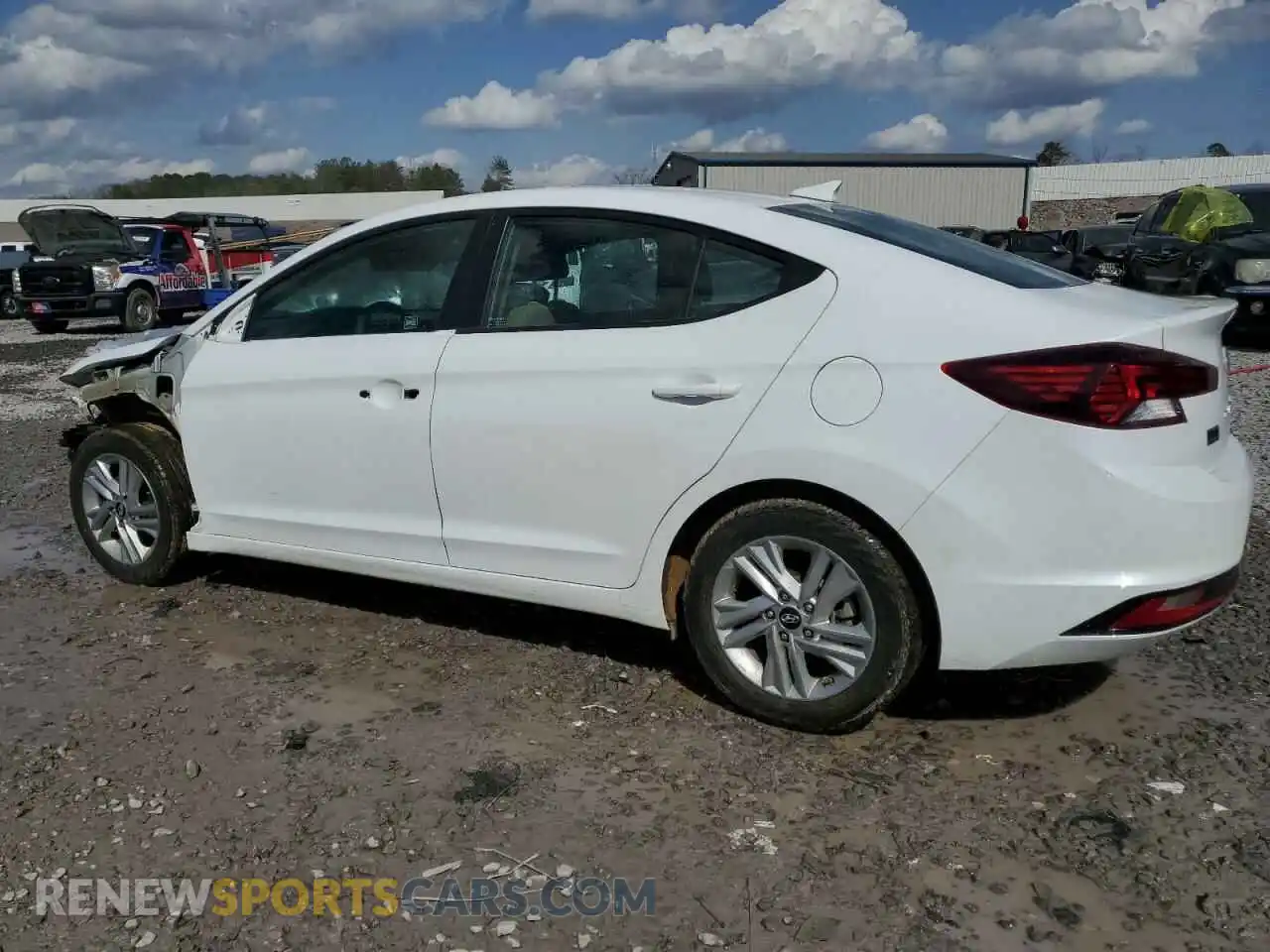 2 Photograph of a damaged car 5NPD84LF3LH573371 HYUNDAI ELANTRA 2020