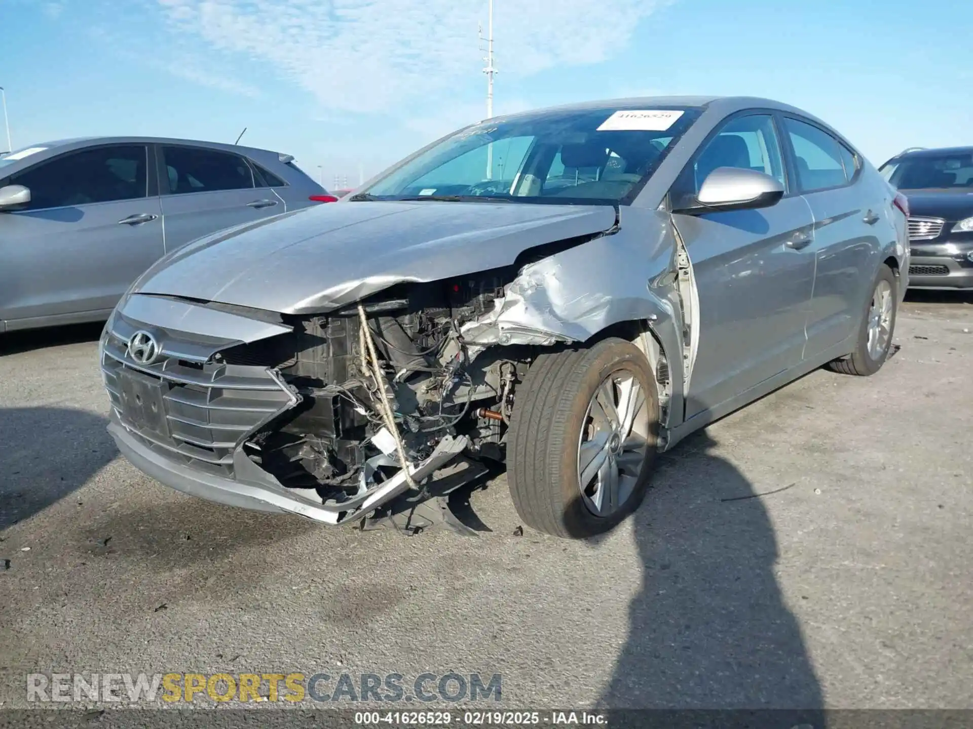 2 Photograph of a damaged car 5NPD84LF3LH596861 HYUNDAI ELANTRA 2020