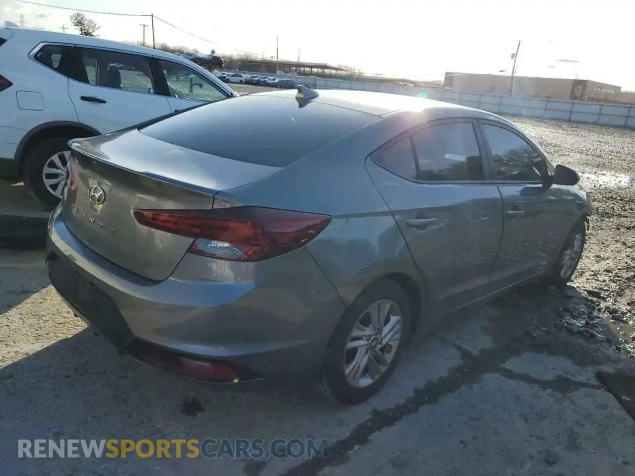 3 Photograph of a damaged car 5NPD84LF4LH498809 HYUNDAI ELANTRA 2020