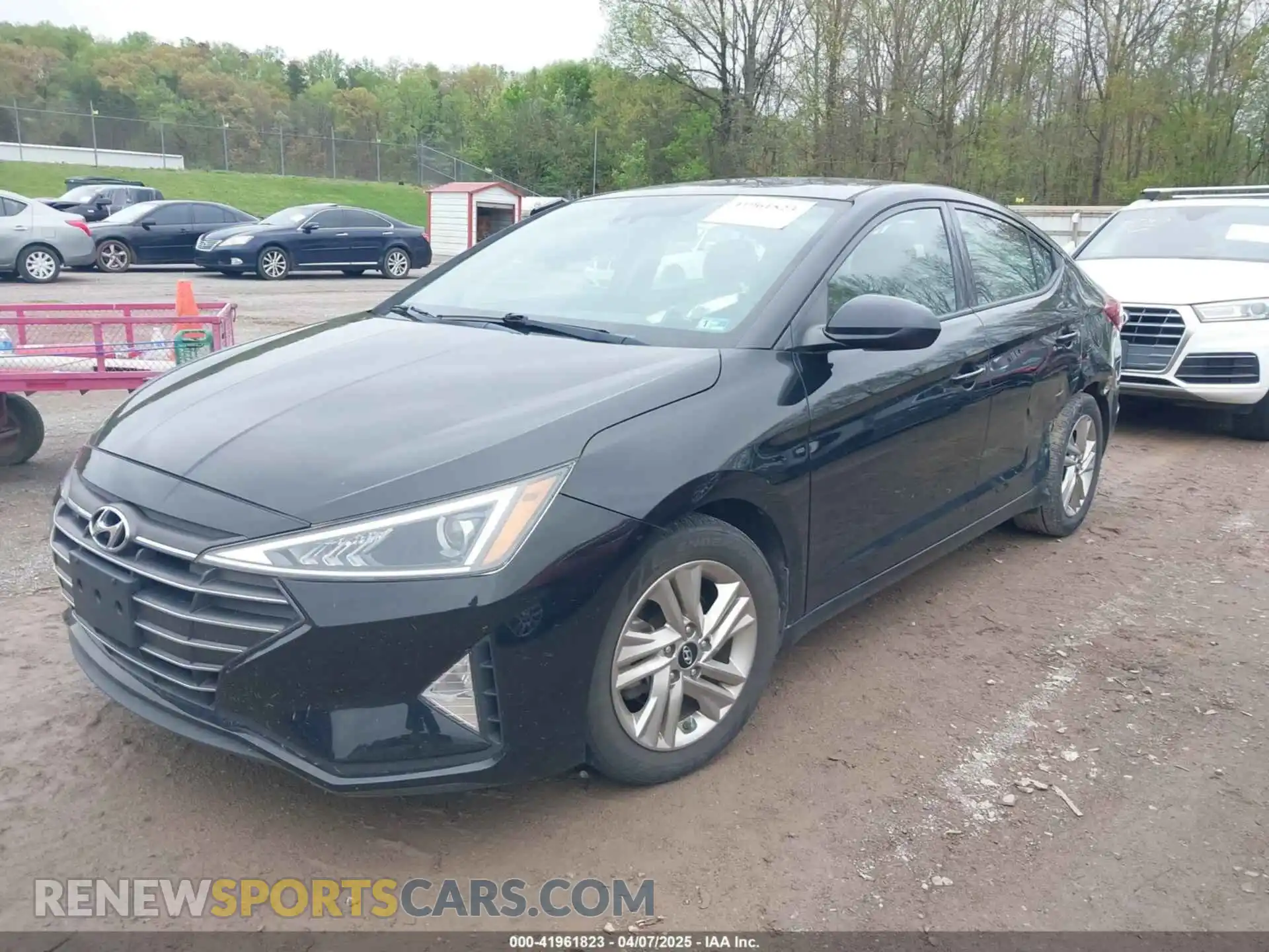 2 Photograph of a damaged car 5NPD84LF4LH501577 HYUNDAI ELANTRA 2020