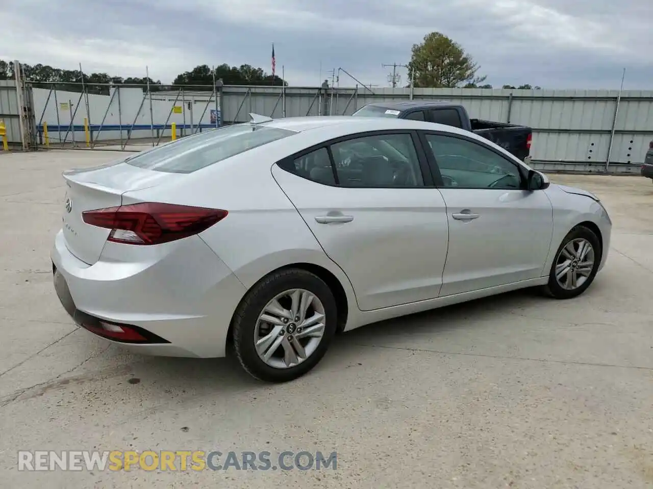 3 Фотография поврежденного автомобиля 5NPD84LF4LH537236 HYUNDAI ELANTRA 2020