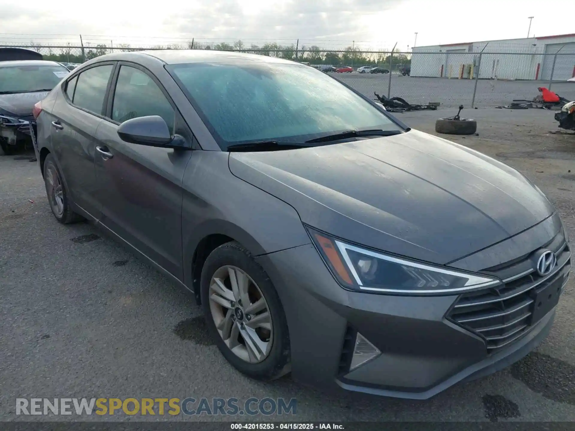 1 Photograph of a damaged car 5NPD84LF4LH540685 HYUNDAI ELANTRA 2020