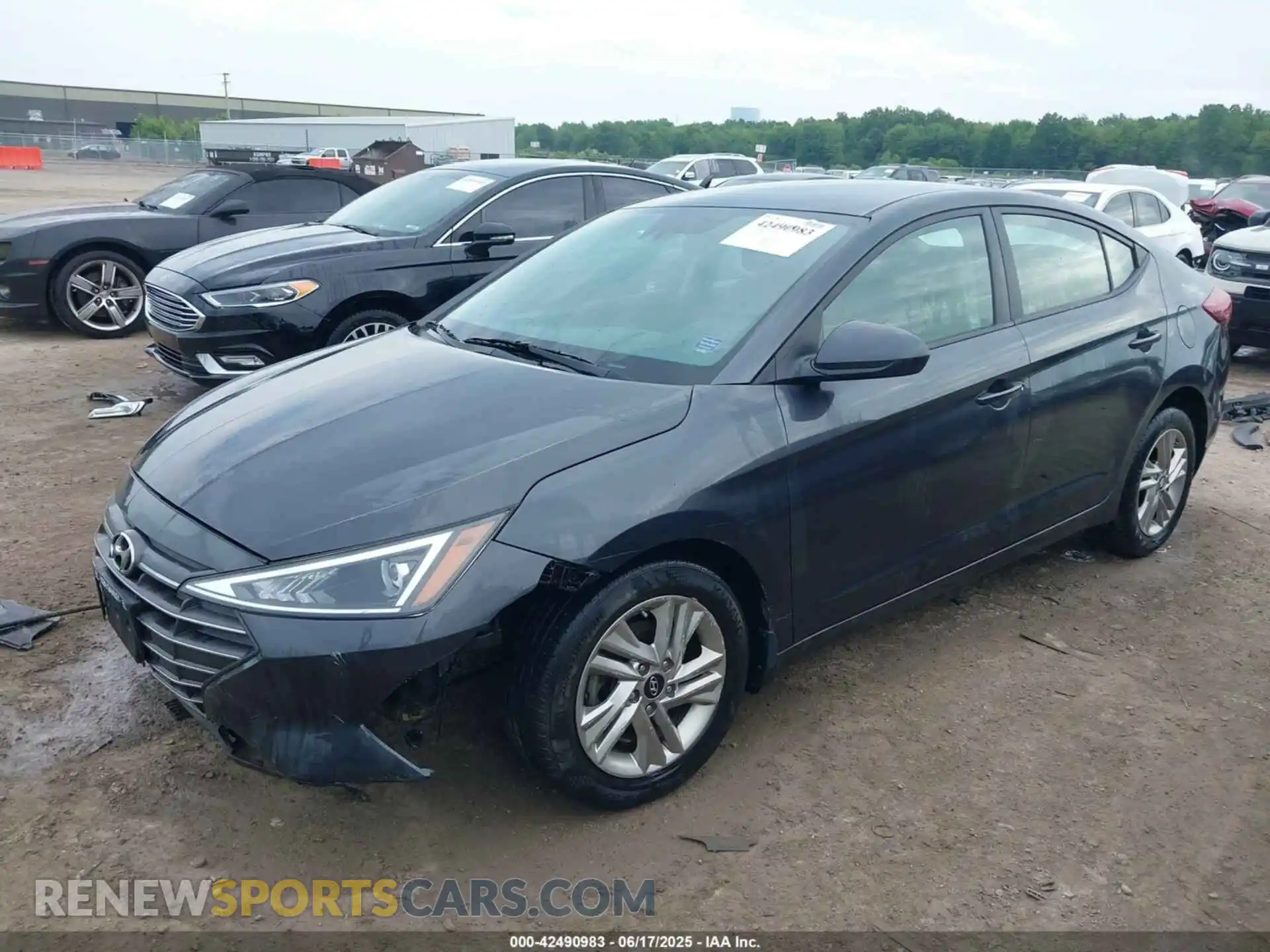 2 Photograph of a damaged car 5NPD84LF4LH564792 HYUNDAI ELANTRA 2020