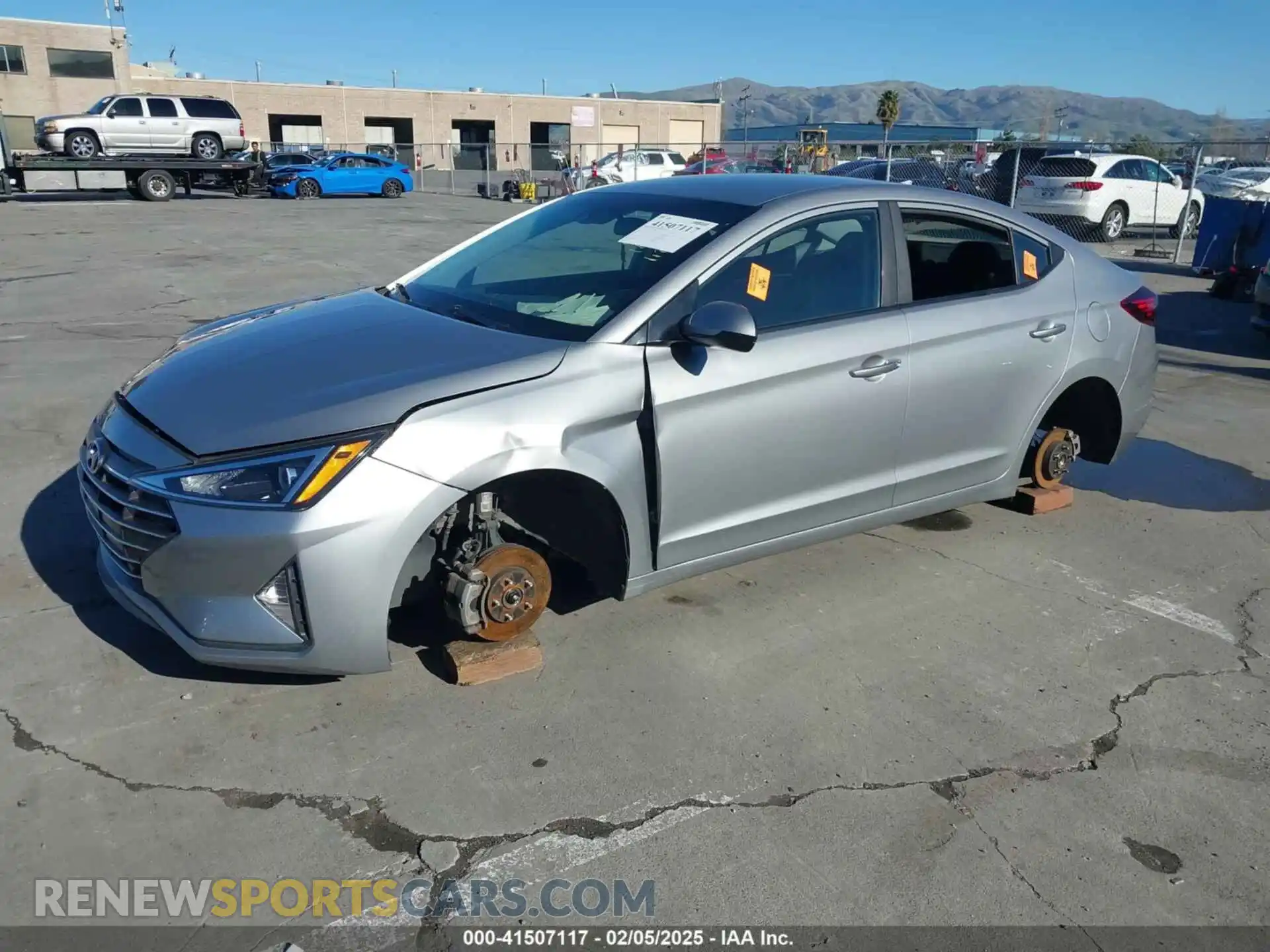 2 Photograph of a damaged car 5NPD84LF4LH596285 HYUNDAI ELANTRA 2020