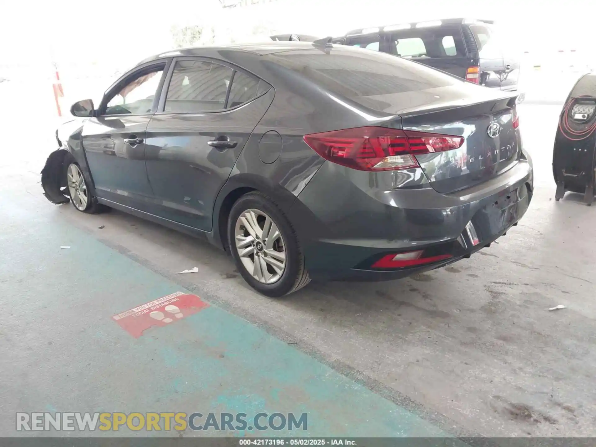 3 Photograph of a damaged car 5NPD84LF4LH598666 HYUNDAI ELANTRA 2020