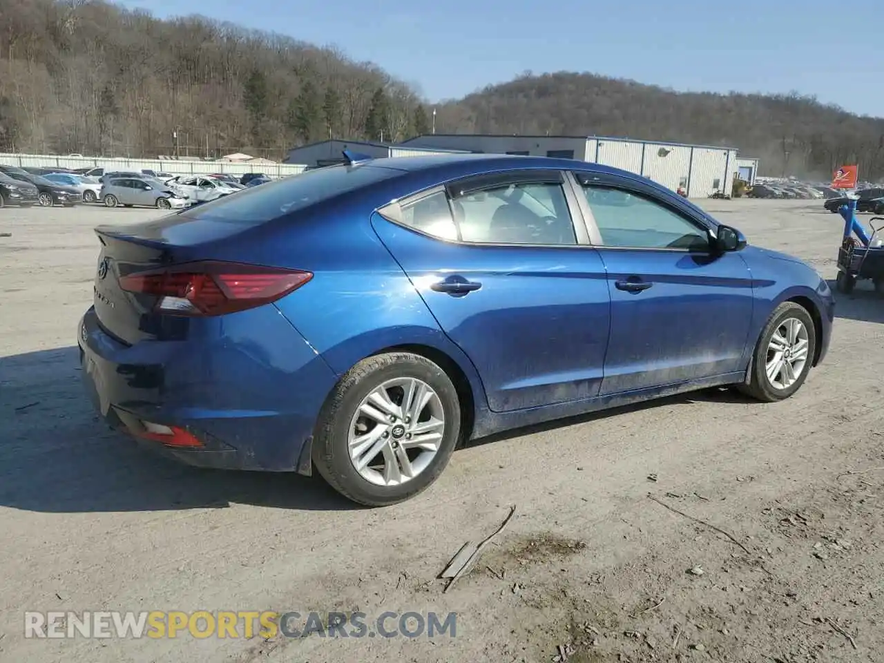 3 Photograph of a damaged car 5NPD84LF4LH608029 HYUNDAI ELANTRA 2020