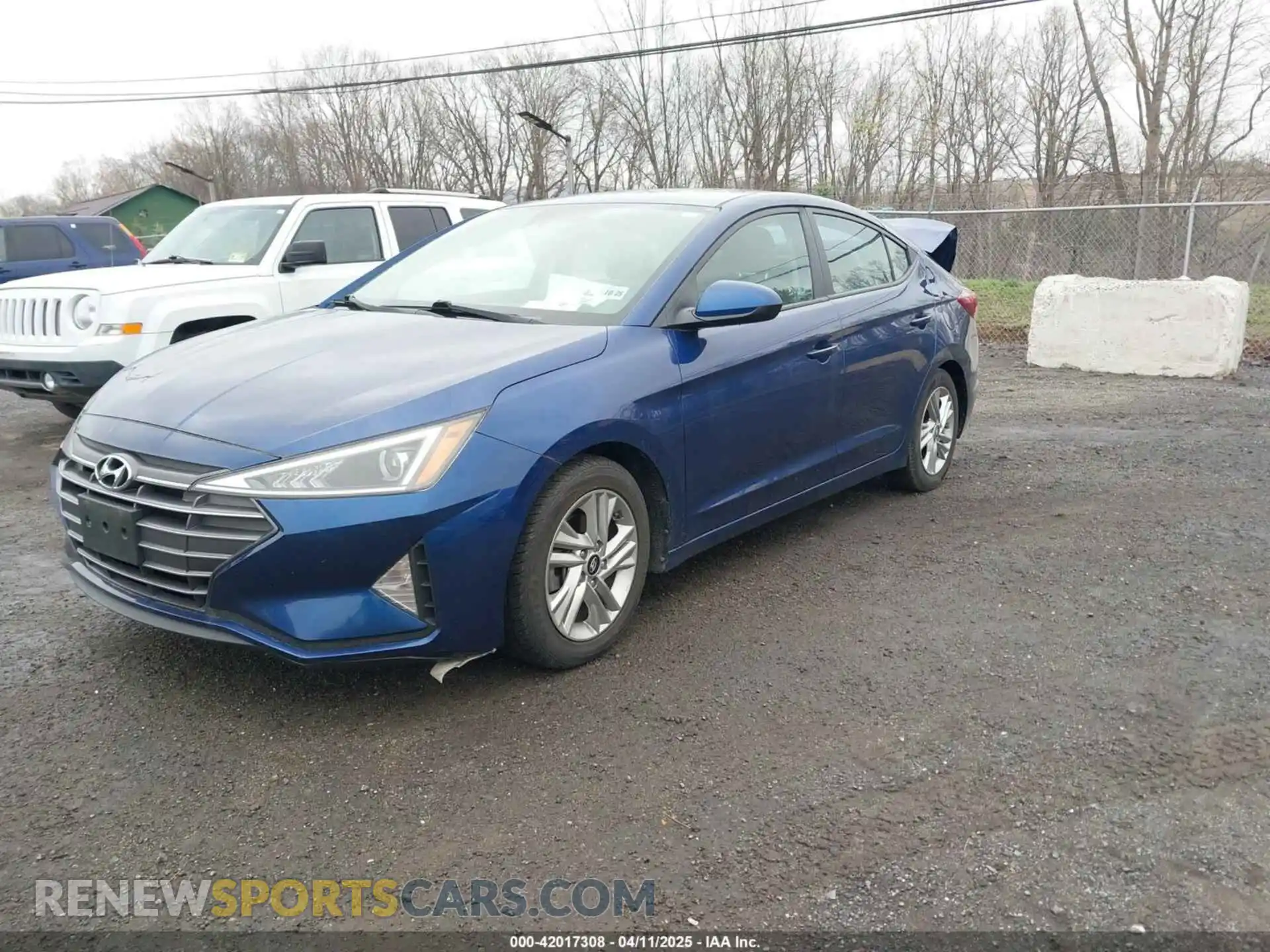 2 Photograph of a damaged car 5NPD84LF4LH630810 HYUNDAI ELANTRA 2020