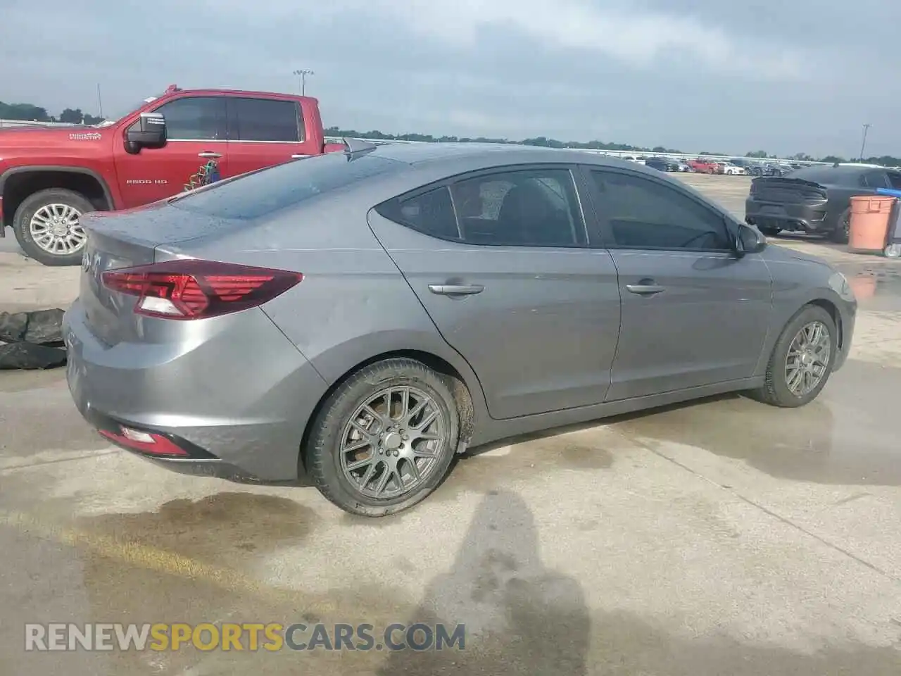 3 Photograph of a damaged car 5NPD84LF5LH516301 HYUNDAI ELANTRA 2020