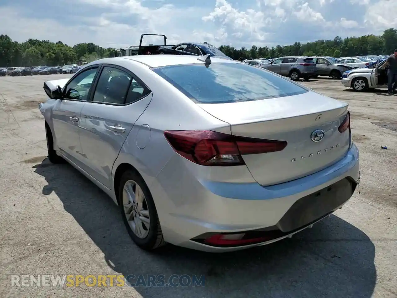 3 Photograph of a damaged car 5NPD84LF5LH534846 HYUNDAI ELANTRA 2020