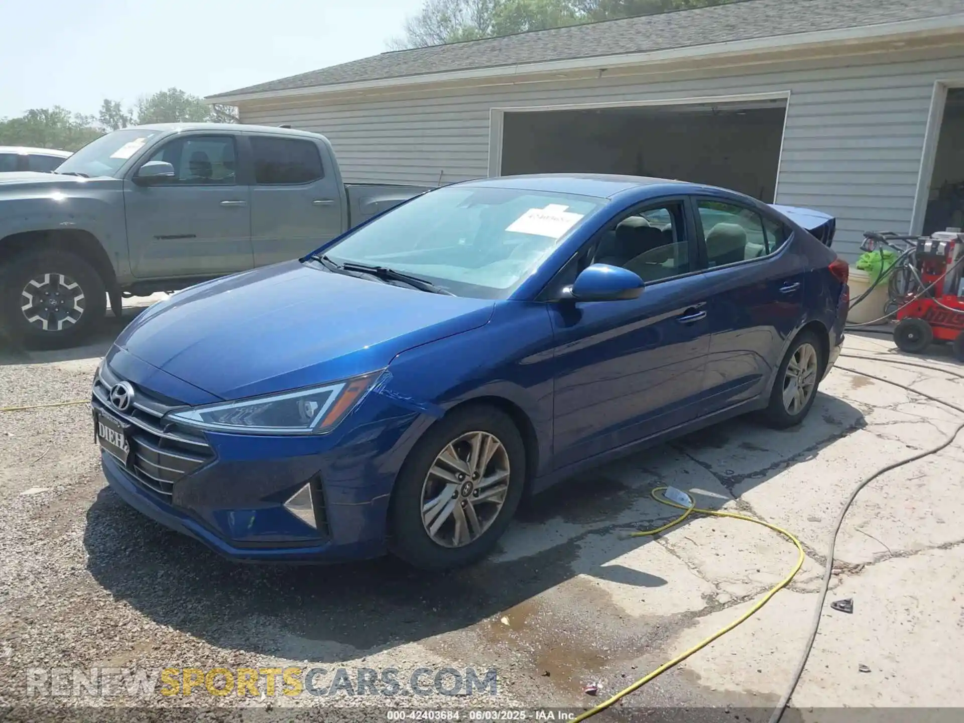 2 fotografías del automóvil dañado 5NPD84LF5LH545765 HYUNDAI ELANTRA 2020