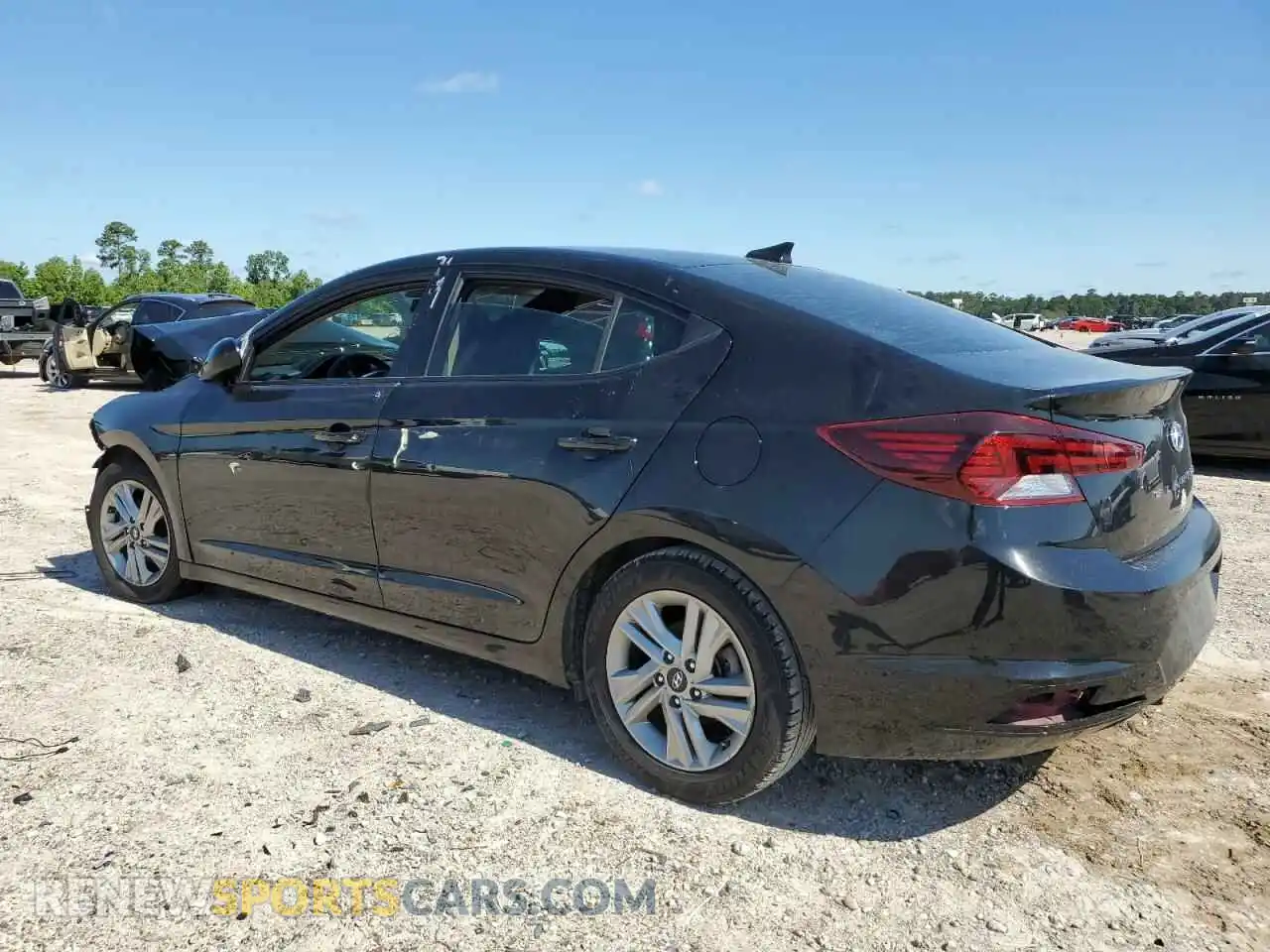 2 Photograph of a damaged car 5NPD84LF5LH547113 HYUNDAI ELANTRA 2020