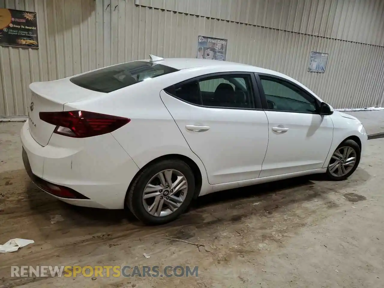 3 Photograph of a damaged car 5NPD84LF5LH575106 HYUNDAI ELANTRA 2020
