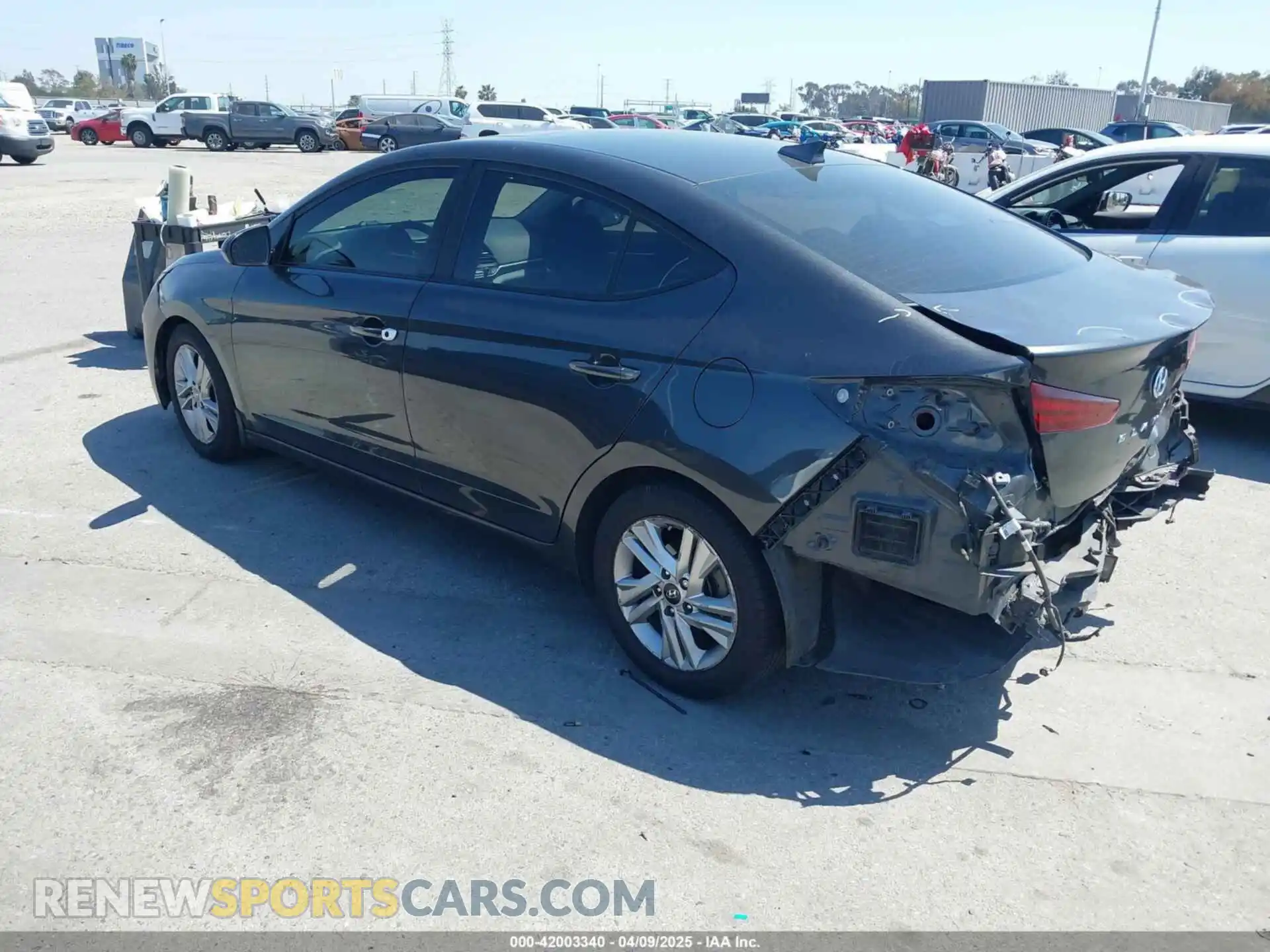 3 Photograph of a damaged car 5NPD84LF5LH600943 HYUNDAI ELANTRA 2020