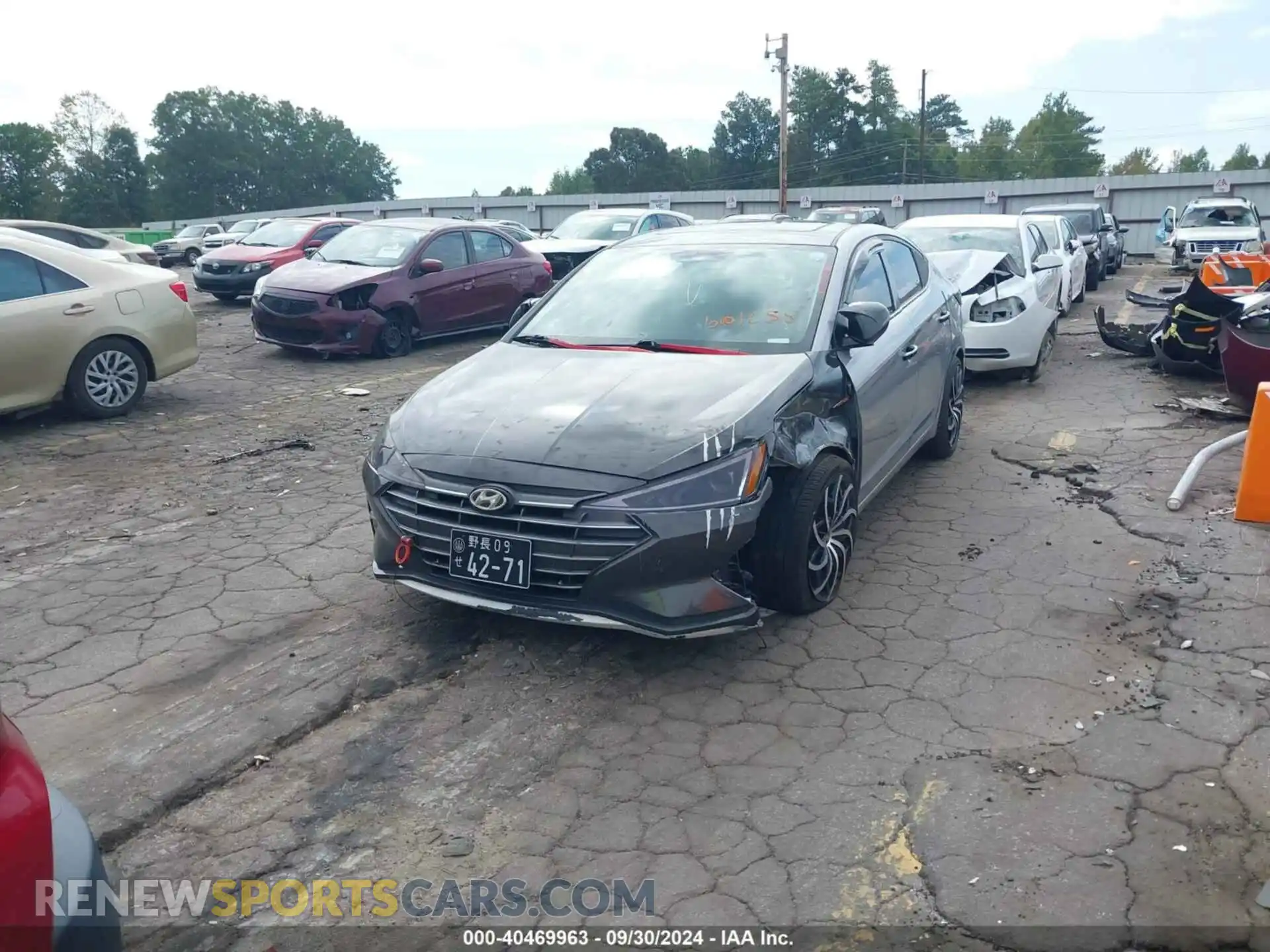 2 Photograph of a damaged car 5NPD84LF5LH601655 HYUNDAI ELANTRA 2020