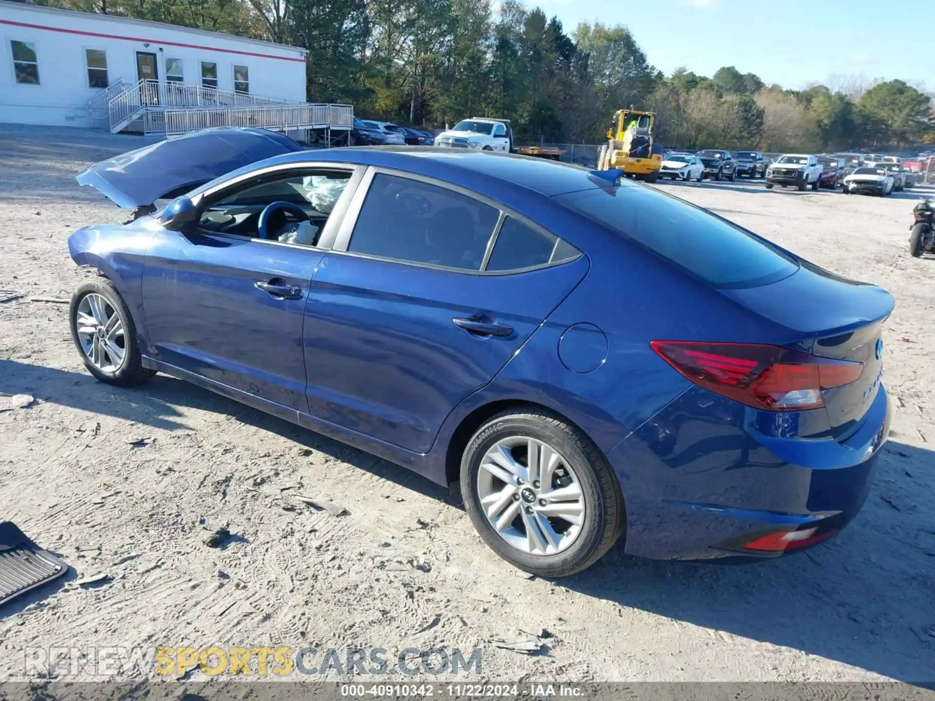 3 Photograph of a damaged car 5NPD84LF5LH621520 HYUNDAI ELANTRA 2020