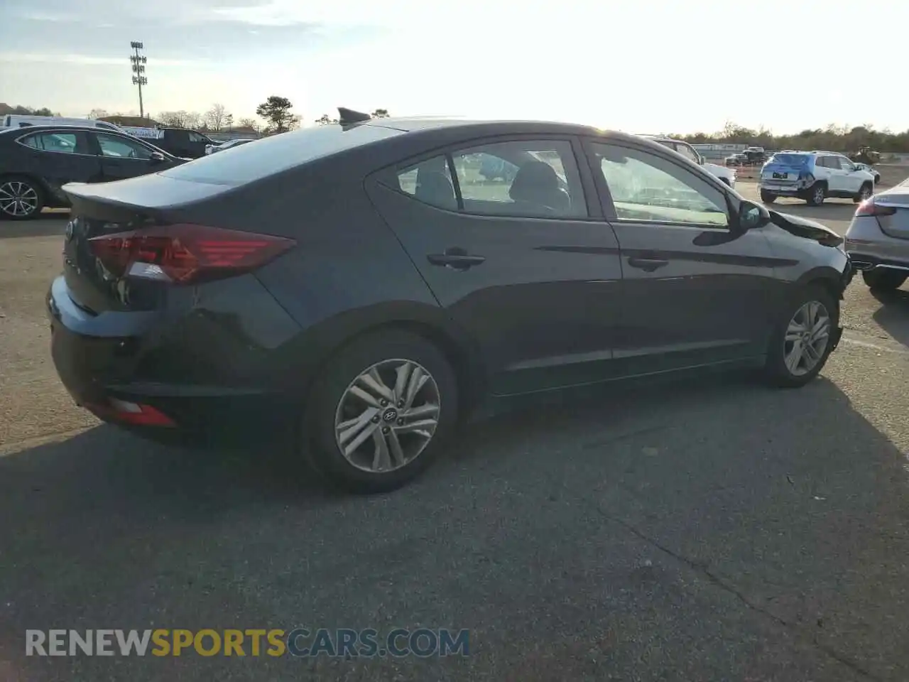3 Photograph of a damaged car 5NPD84LF6LH515433 HYUNDAI ELANTRA 2020