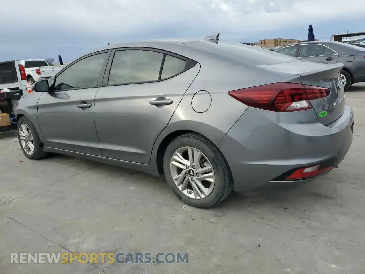 2 Photograph of a damaged car 5NPD84LF6LH519613 HYUNDAI ELANTRA 2020