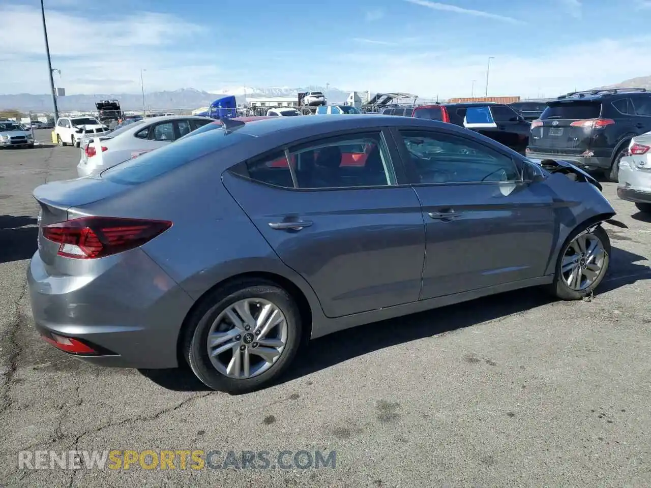 3 Photograph of a damaged car 5NPD84LF6LH520101 HYUNDAI ELANTRA 2020
