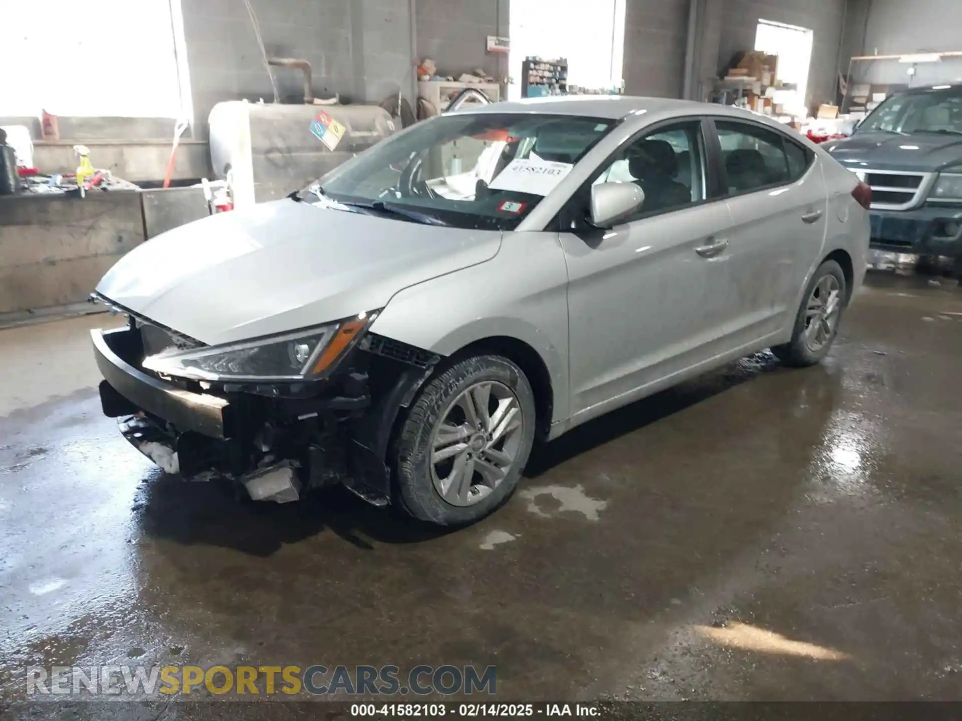 2 Photograph of a damaged car 5NPD84LF6LH536895 HYUNDAI ELANTRA 2020