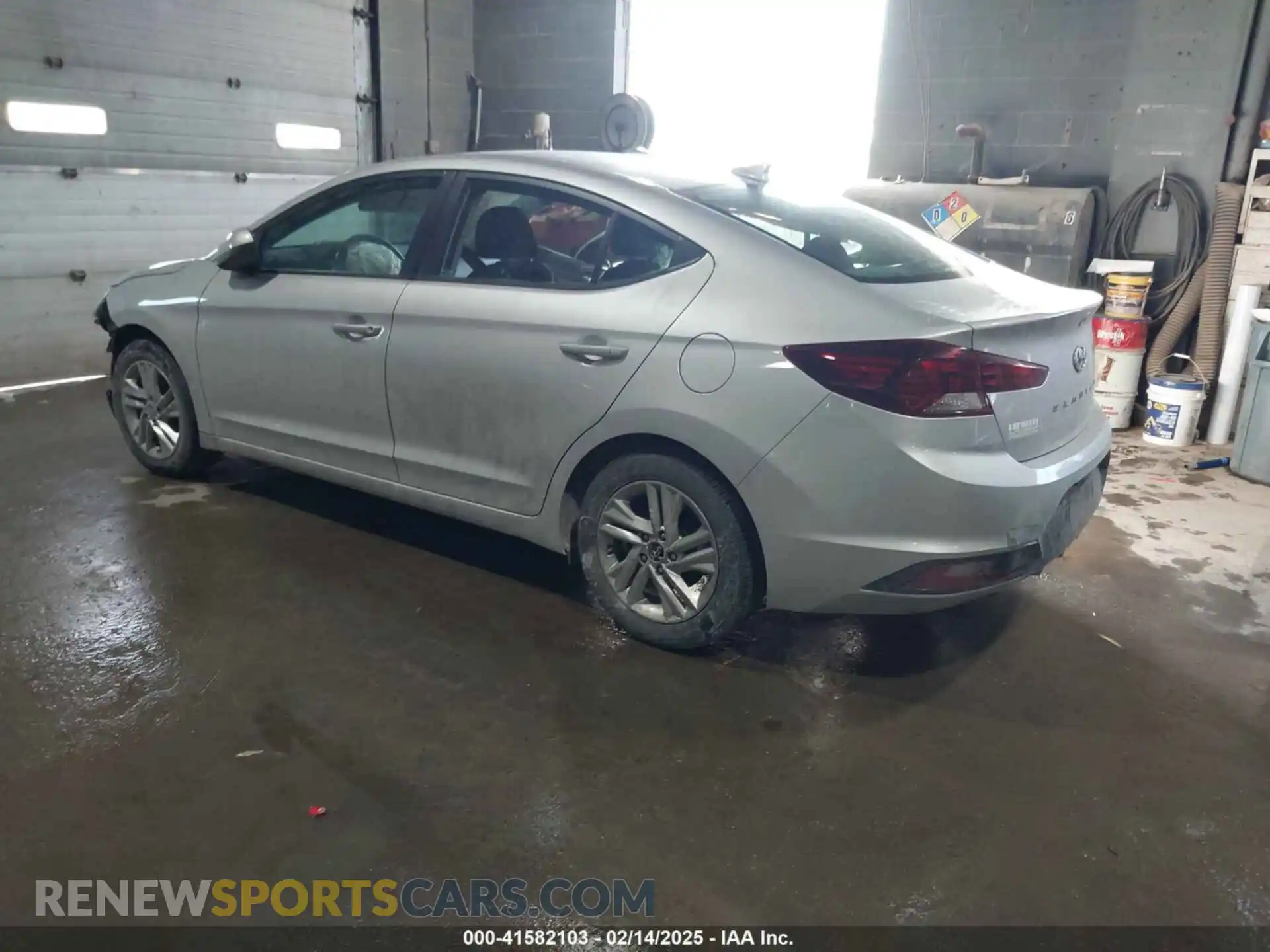 3 Photograph of a damaged car 5NPD84LF6LH536895 HYUNDAI ELANTRA 2020
