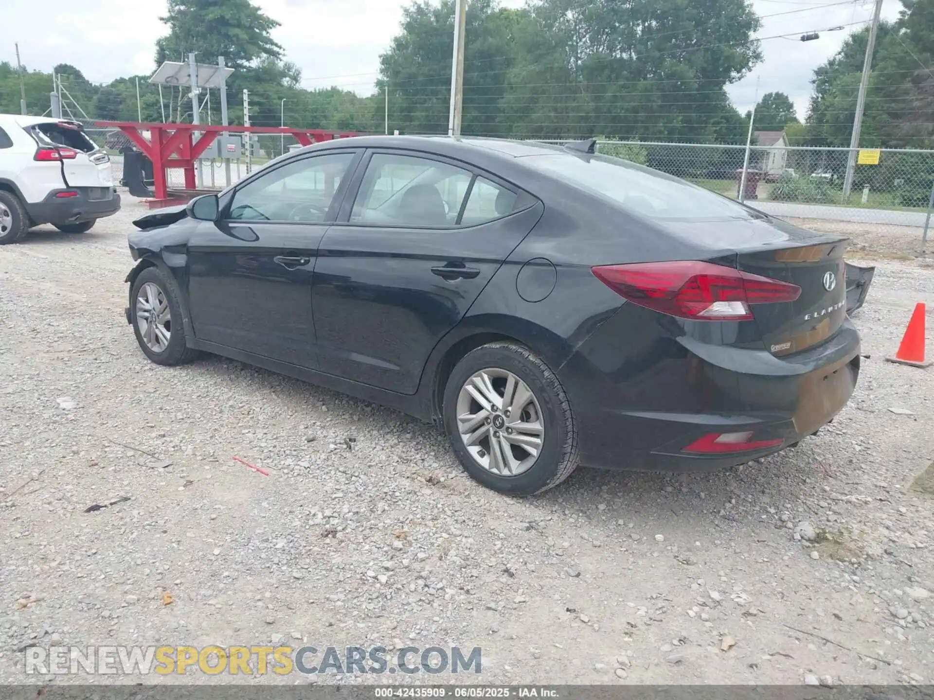 3 fotografías del automóvil dañado 5NPD84LF6LH545175 HYUNDAI ELANTRA 2020