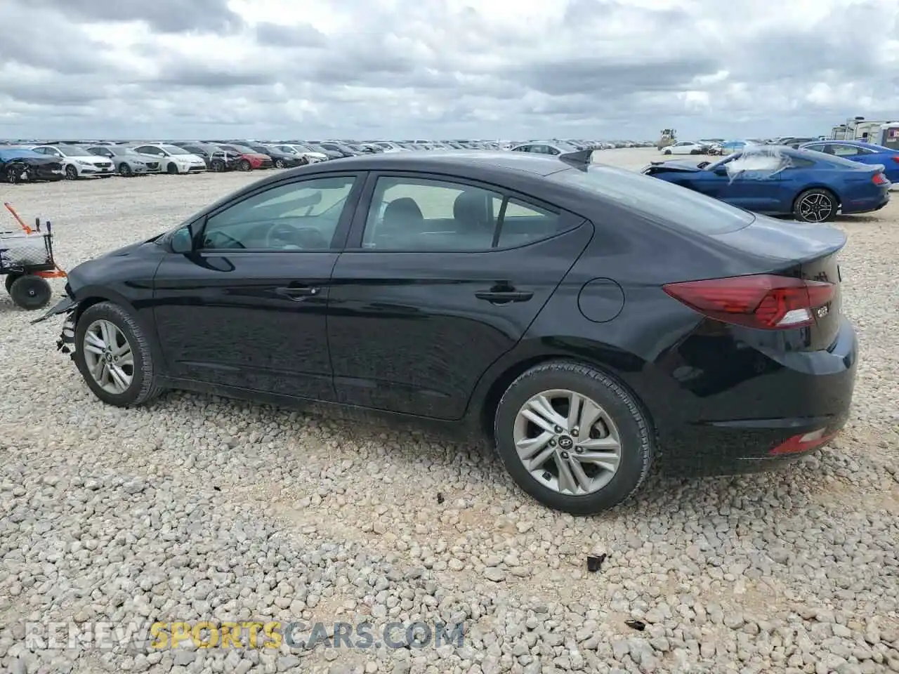 2 Photograph of a damaged car 5NPD84LF6LH563207 HYUNDAI ELANTRA 2020