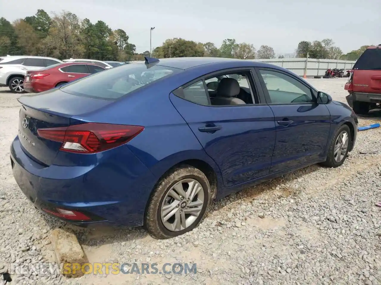 3 Photograph of a damaged car 5NPD84LF7LH532208 HYUNDAI ELANTRA 2020