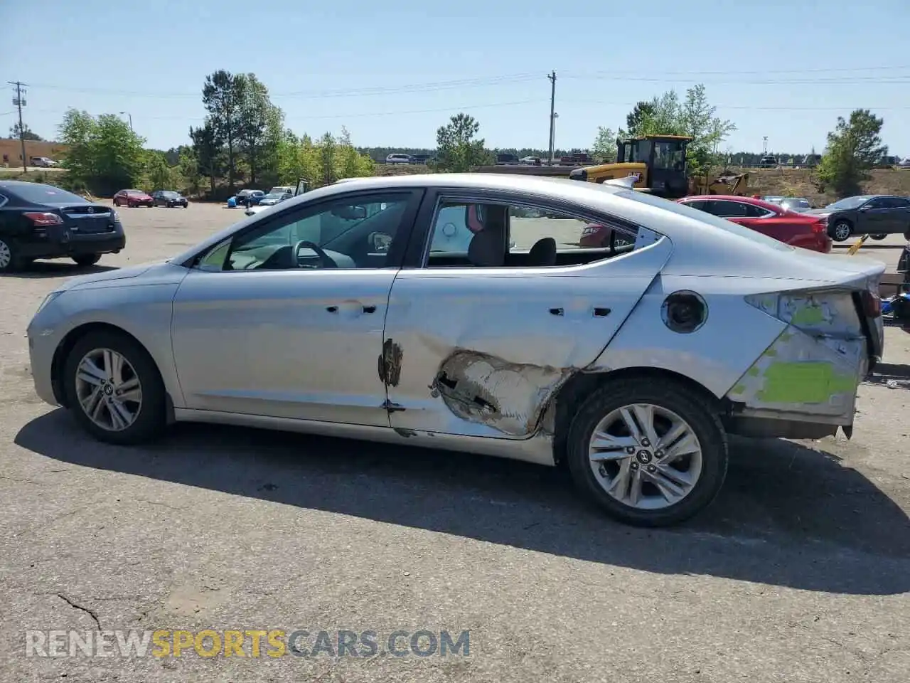 2 Photograph of a damaged car 5NPD84LF7LH559909 HYUNDAI ELANTRA 2020