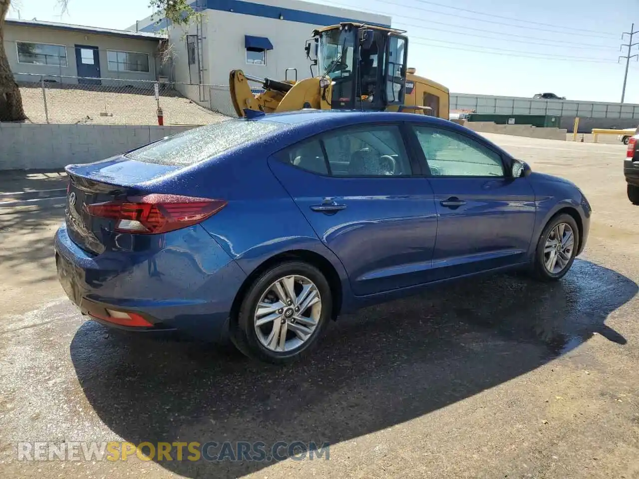 3 Photograph of a damaged car 5NPD84LF7LH562695 HYUNDAI ELANTRA 2020