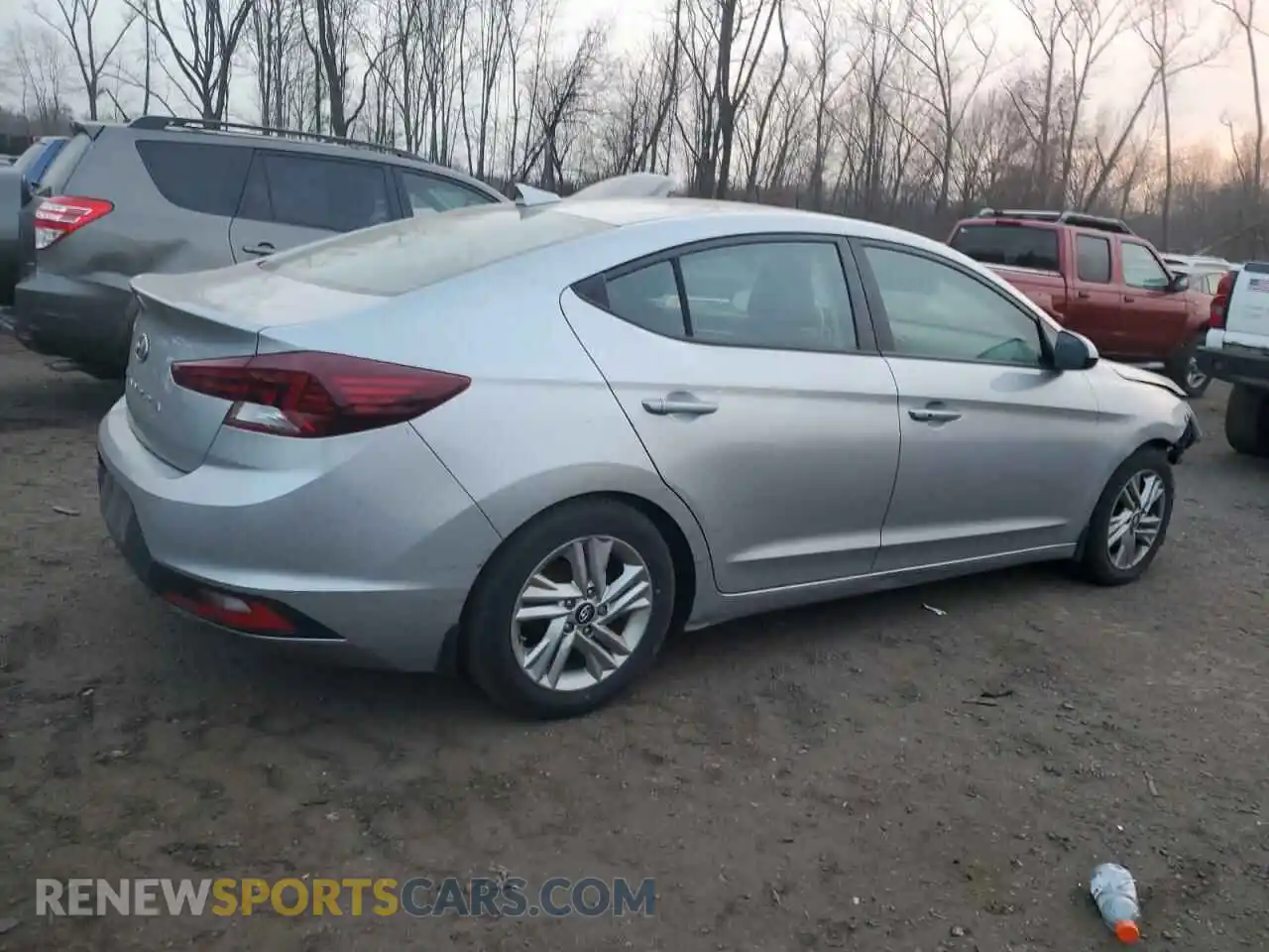3 Photograph of a damaged car 5NPD84LF7LH630946 HYUNDAI ELANTRA 2020