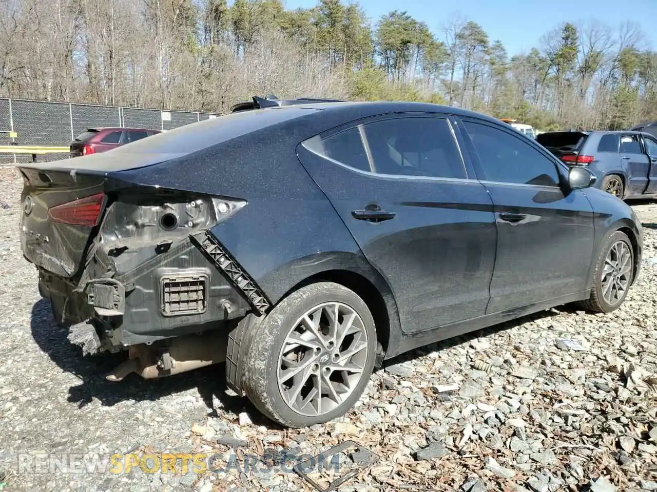 3 Photograph of a damaged car 5NPD84LF8LH535151 HYUNDAI ELANTRA 2020