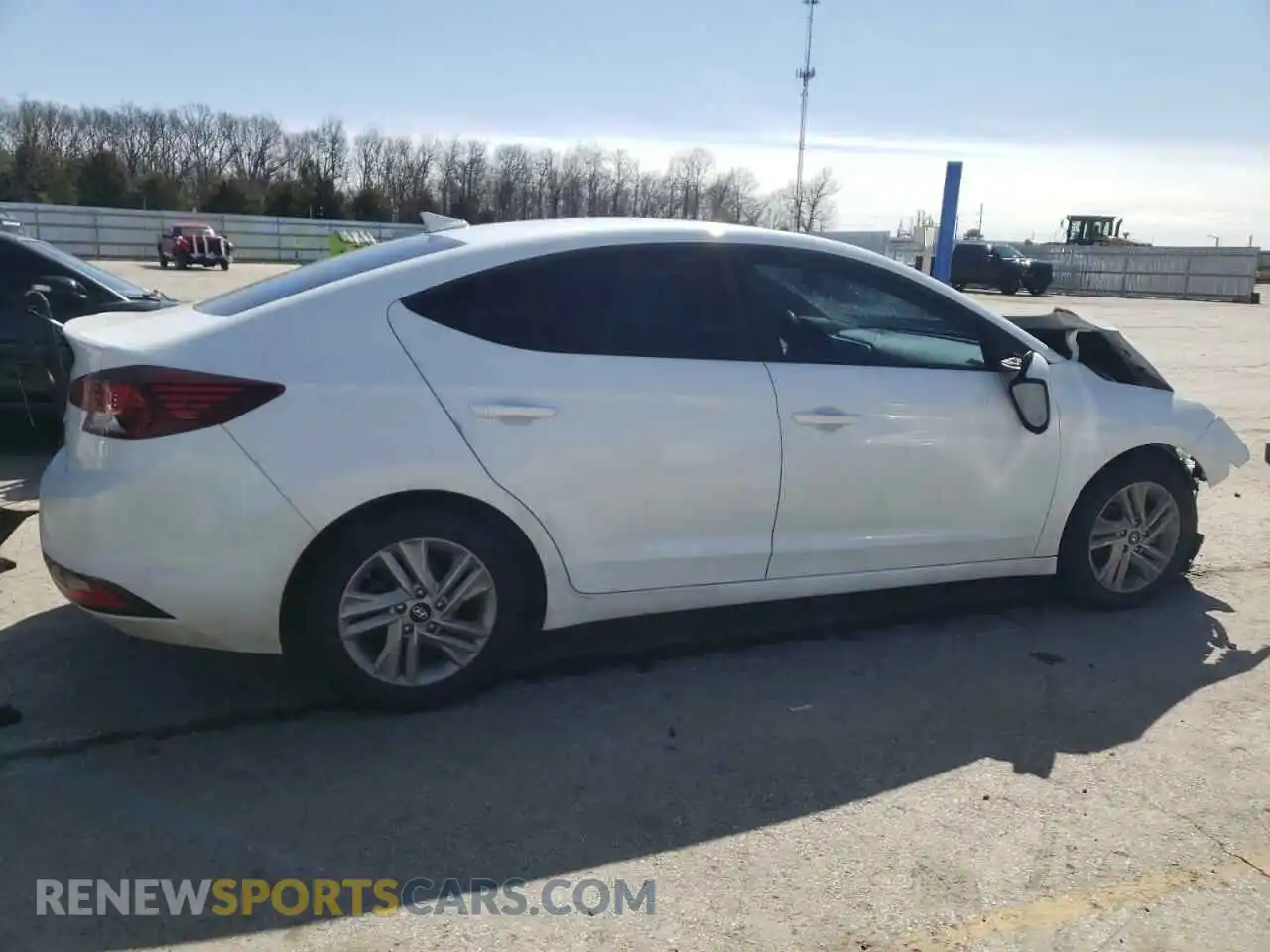 3 Photograph of a damaged car 5NPD84LF8LH549082 HYUNDAI ELANTRA 2020