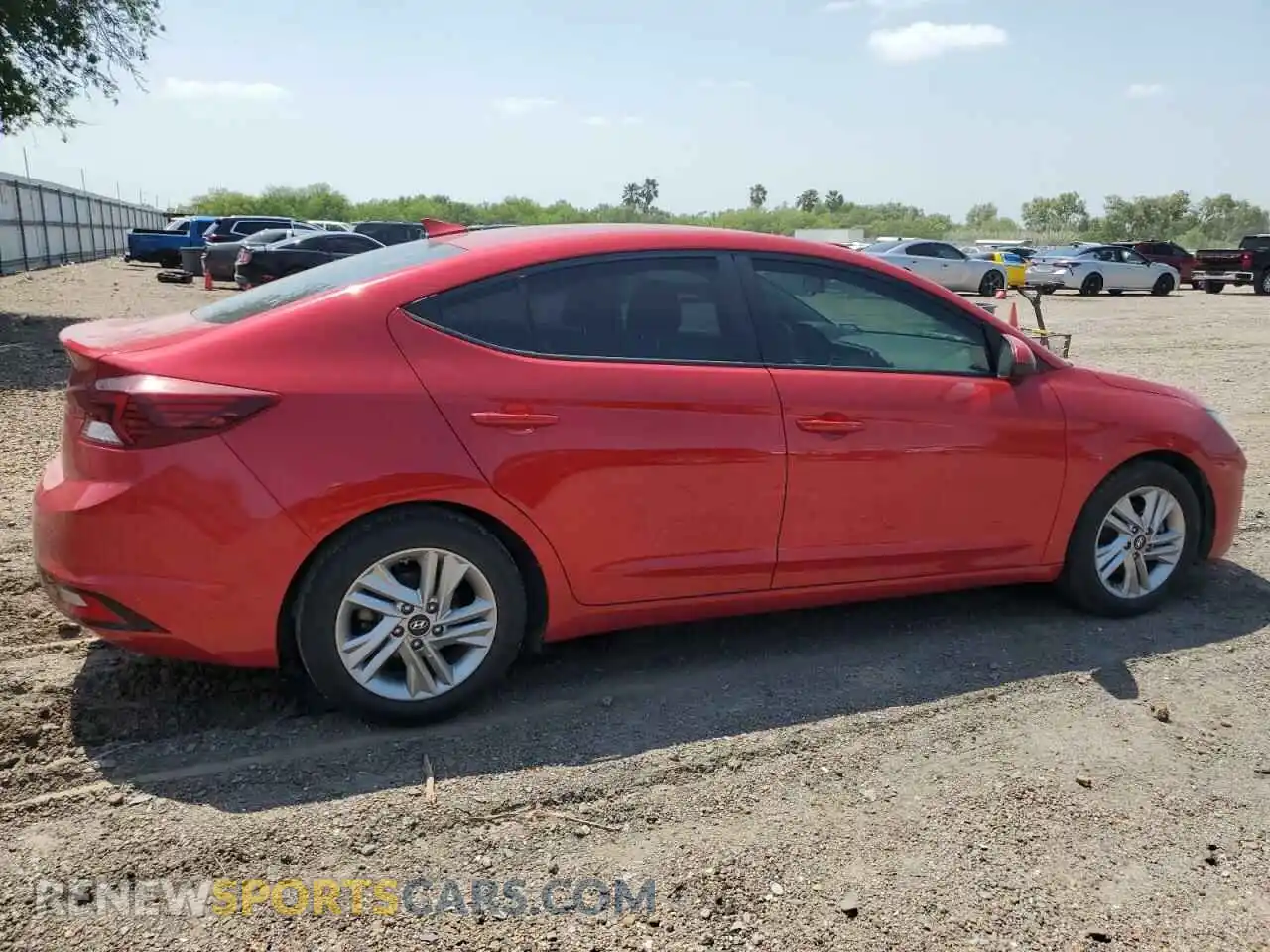 3 Фотография поврежденного автомобиля 5NPD84LF8LH565993 HYUNDAI ELANTRA 2020