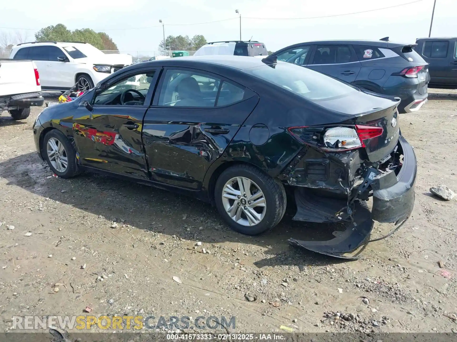 3 Photograph of a damaged car 5NPD84LF8LH624475 HYUNDAI ELANTRA 2020