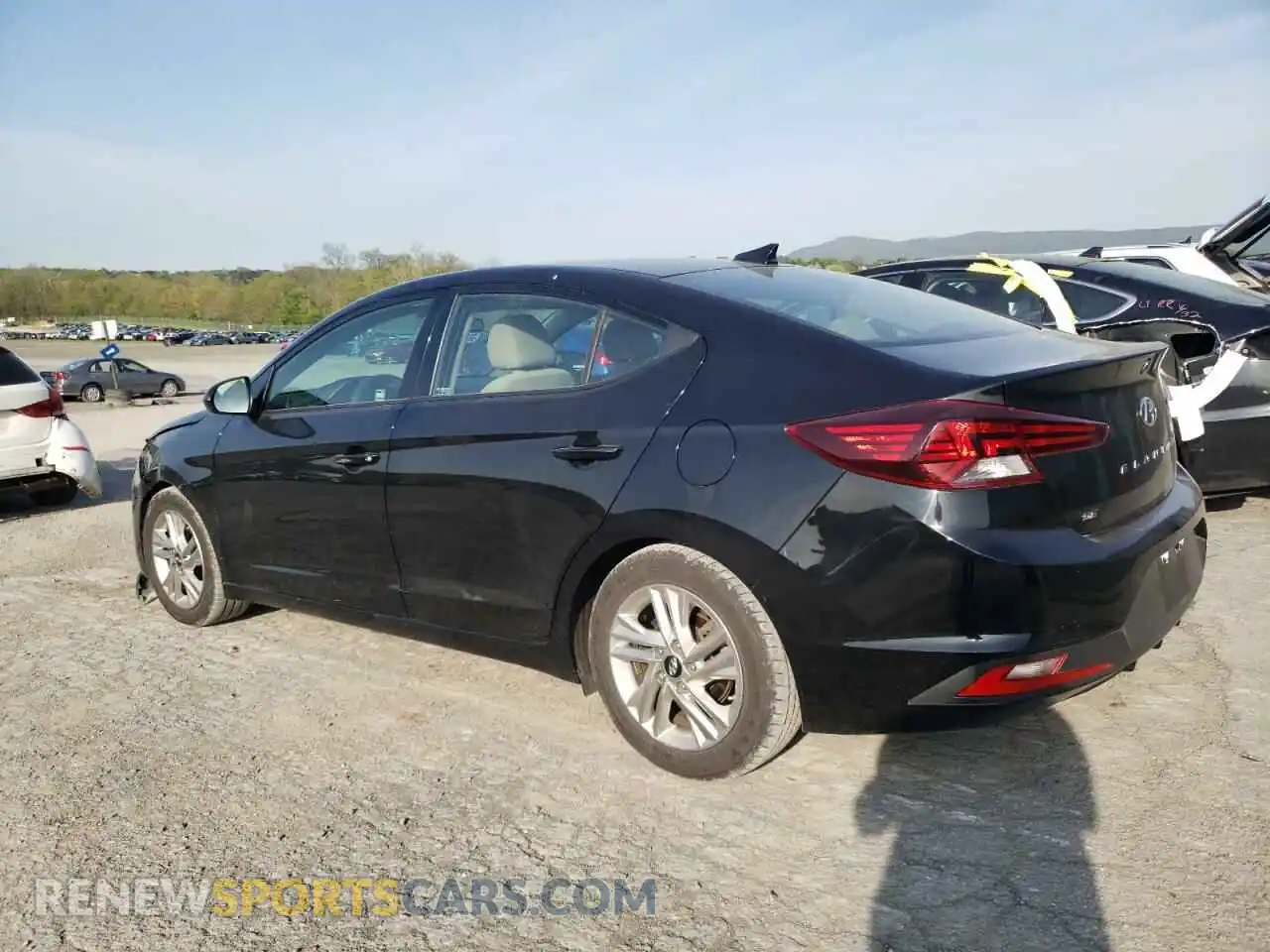 2 Photograph of a damaged car 5NPD84LF9LH518634 HYUNDAI ELANTRA 2020